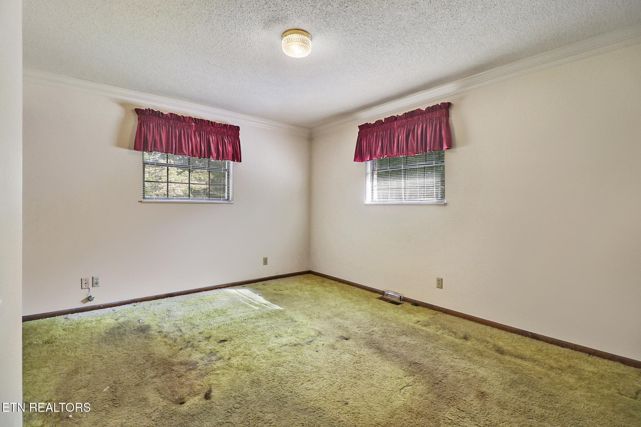 n44a0983-n44a0987 - 1078 Cove Lane, Oliver Springs, TN 37840, Oliver Springs