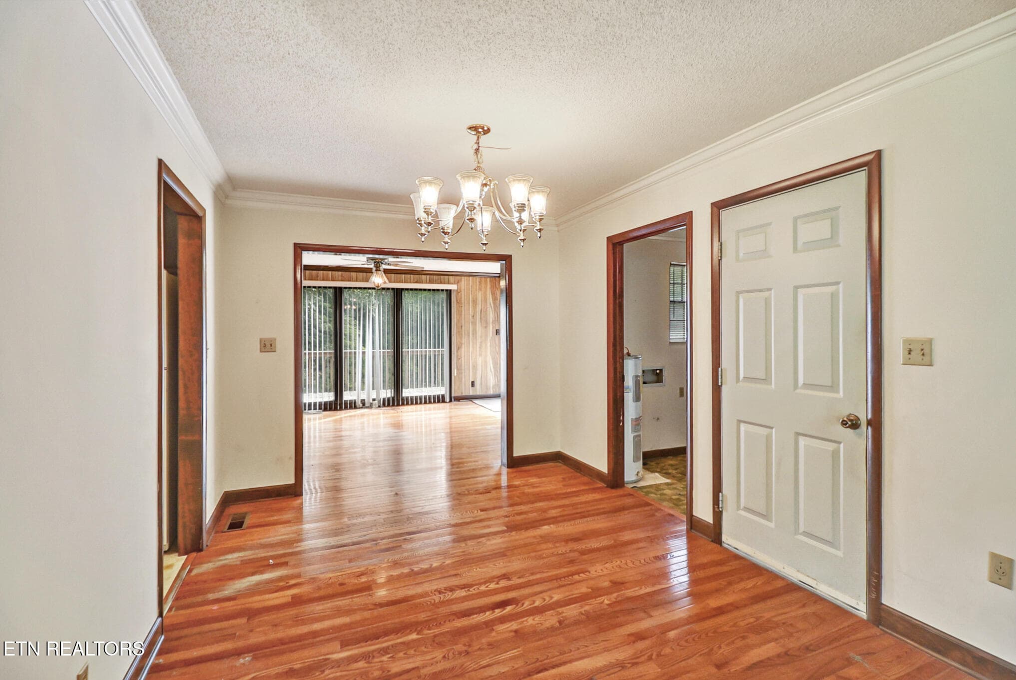 n44a1008-n44a1012 - 1078 Cove Lane, Oliver Springs, TN 37840, Oliver Springs