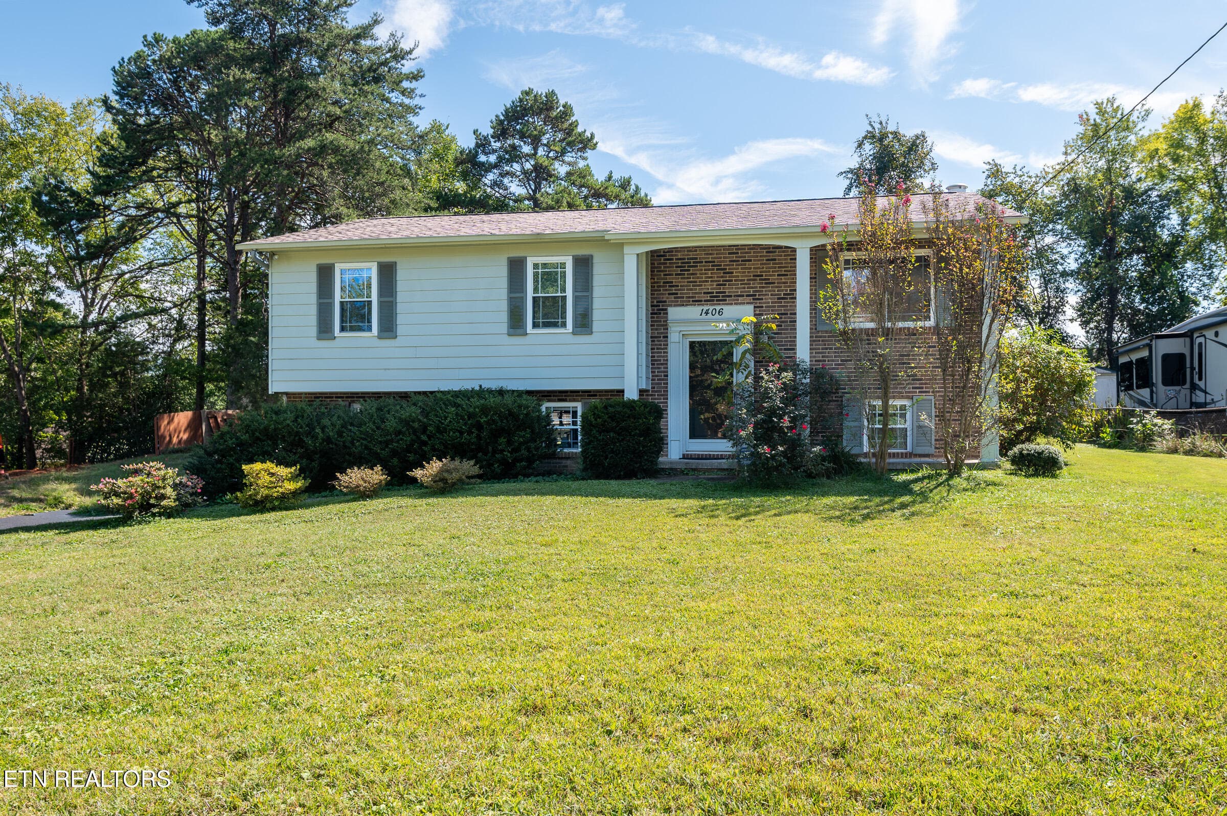 1406 Barcelona Drive, Knoxville, TN 37923