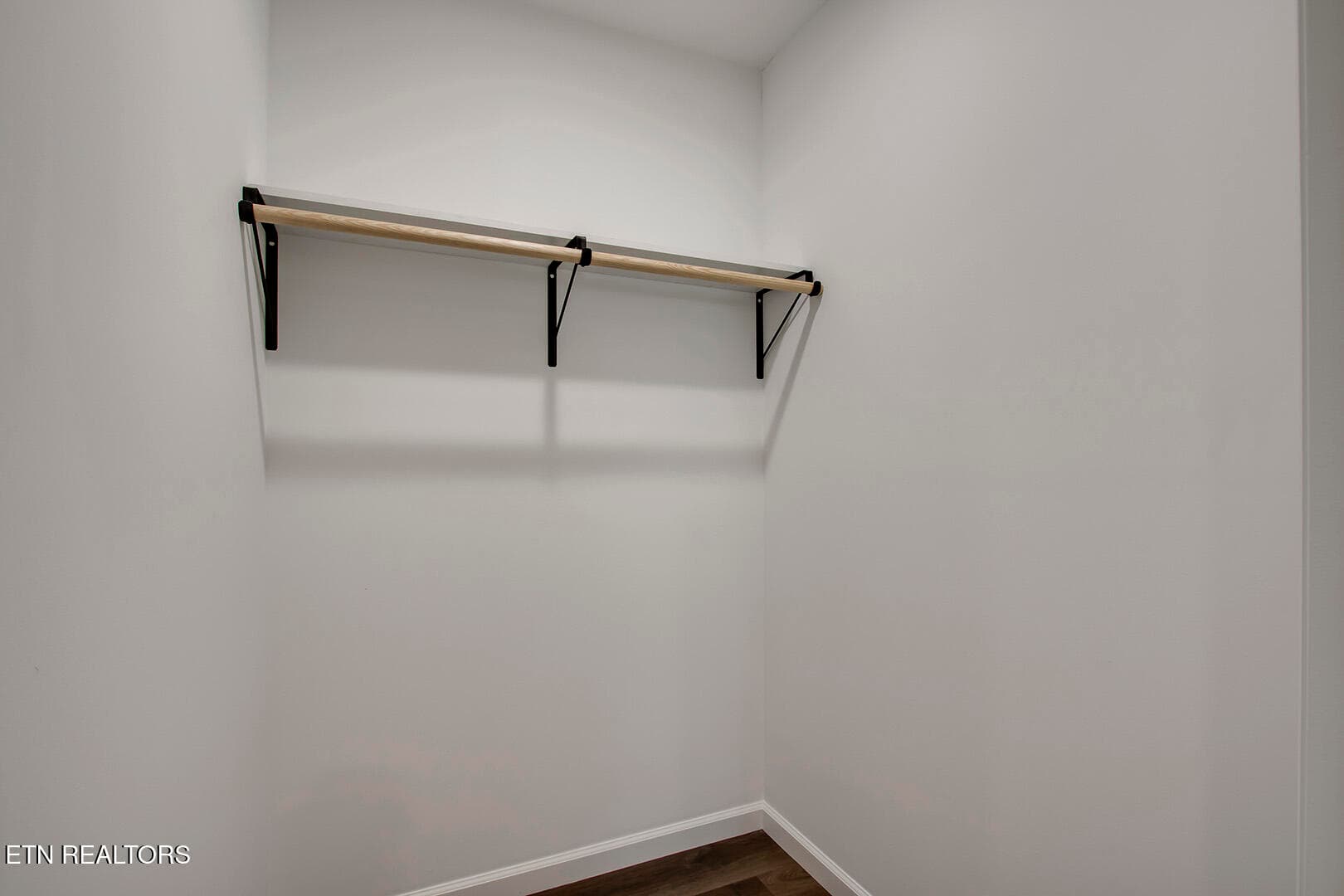 17_IllinoisAvenue_809_MasterCloset - 809 Illinois Ave, Etowah, TN 37331, Etowah