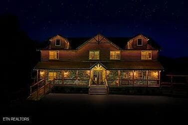 1175 Woodland Trek Lane, Sevierville, TN 37876
