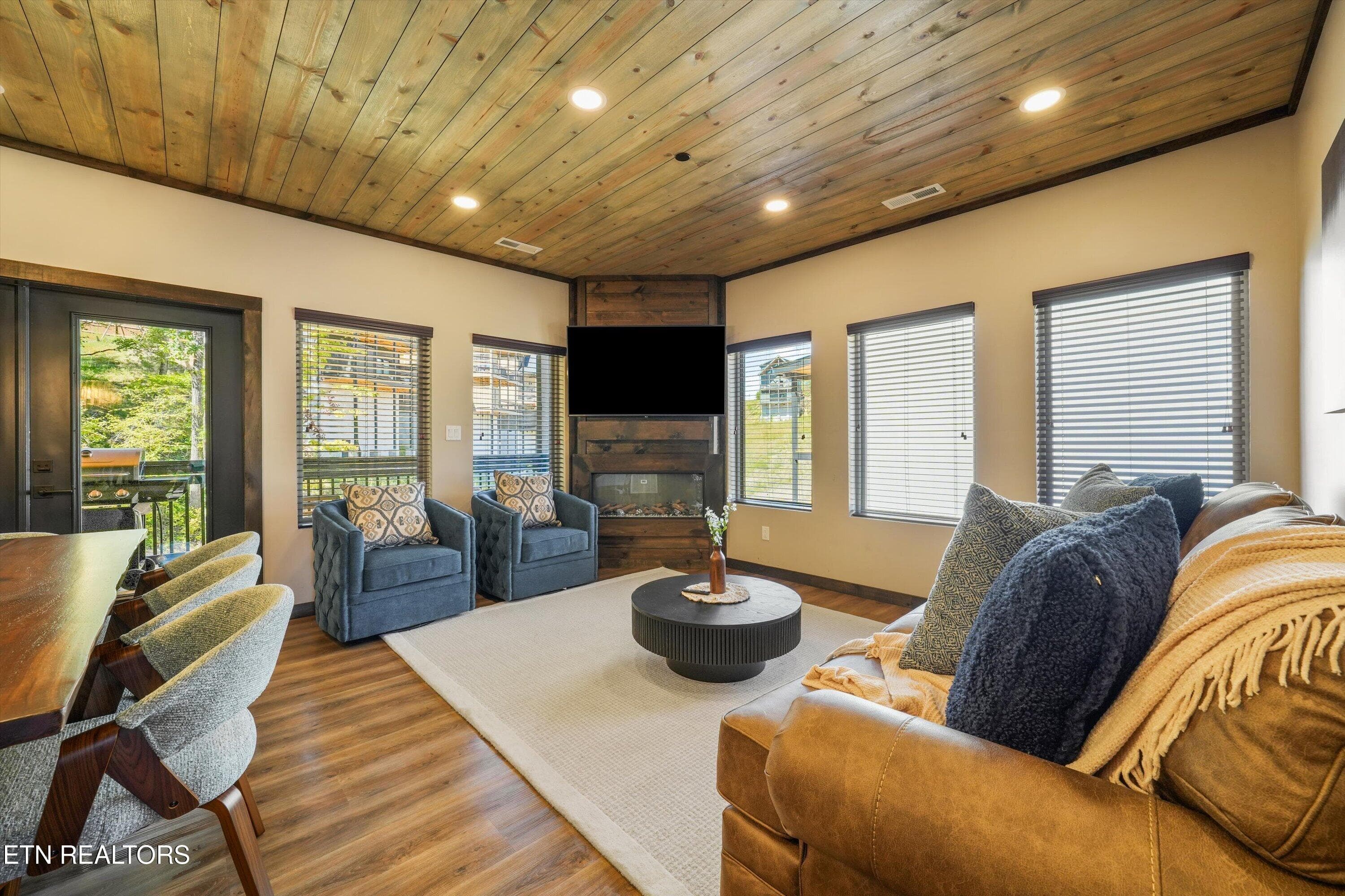 11-432 Hatchet Wy47 - 432 Hatchet Way, Pigeon Forge, TN 37863, Pigeon Forge