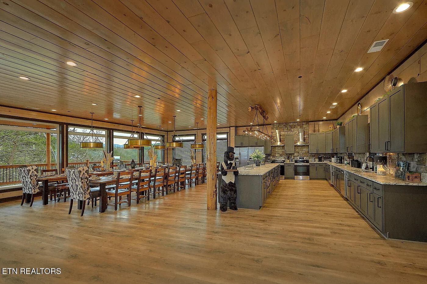 Smoky_Mountain_Masterpiece_19568 - 1175 Woodland Trek Lane, Sevierville, TN 37876, Sevierville