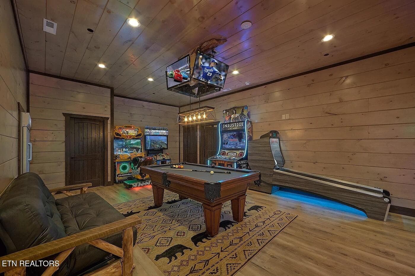 smoky-mountain-masterpiece-cabin-rental- - 1175 Woodland Trek Lane, Sevierville, TN 37876, Sevierville
