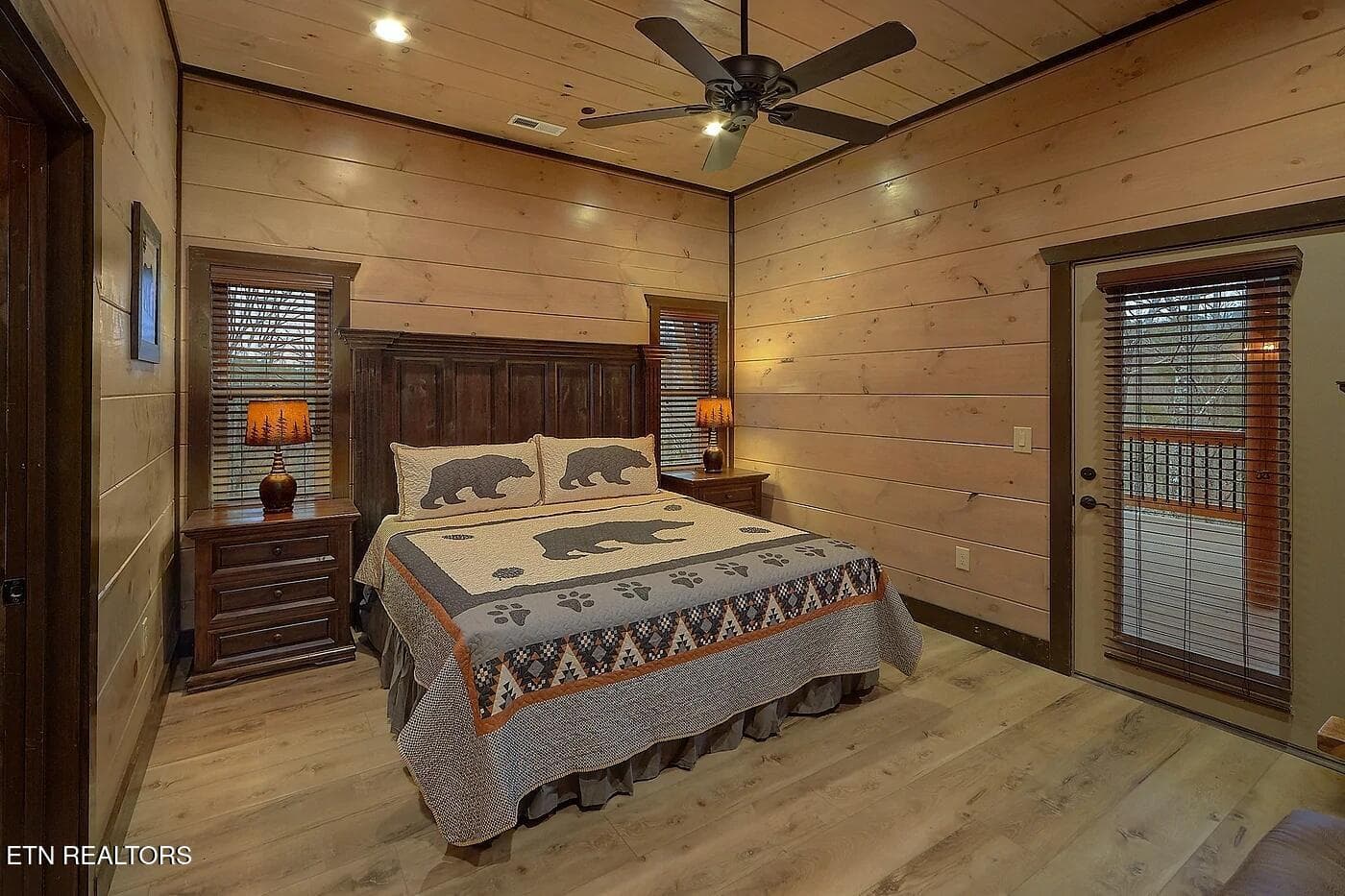 smoky-mountain-masterpiece-cabin-rental- - 1175 Woodland Trek Lane, Sevierville, TN 37876, Sevierville