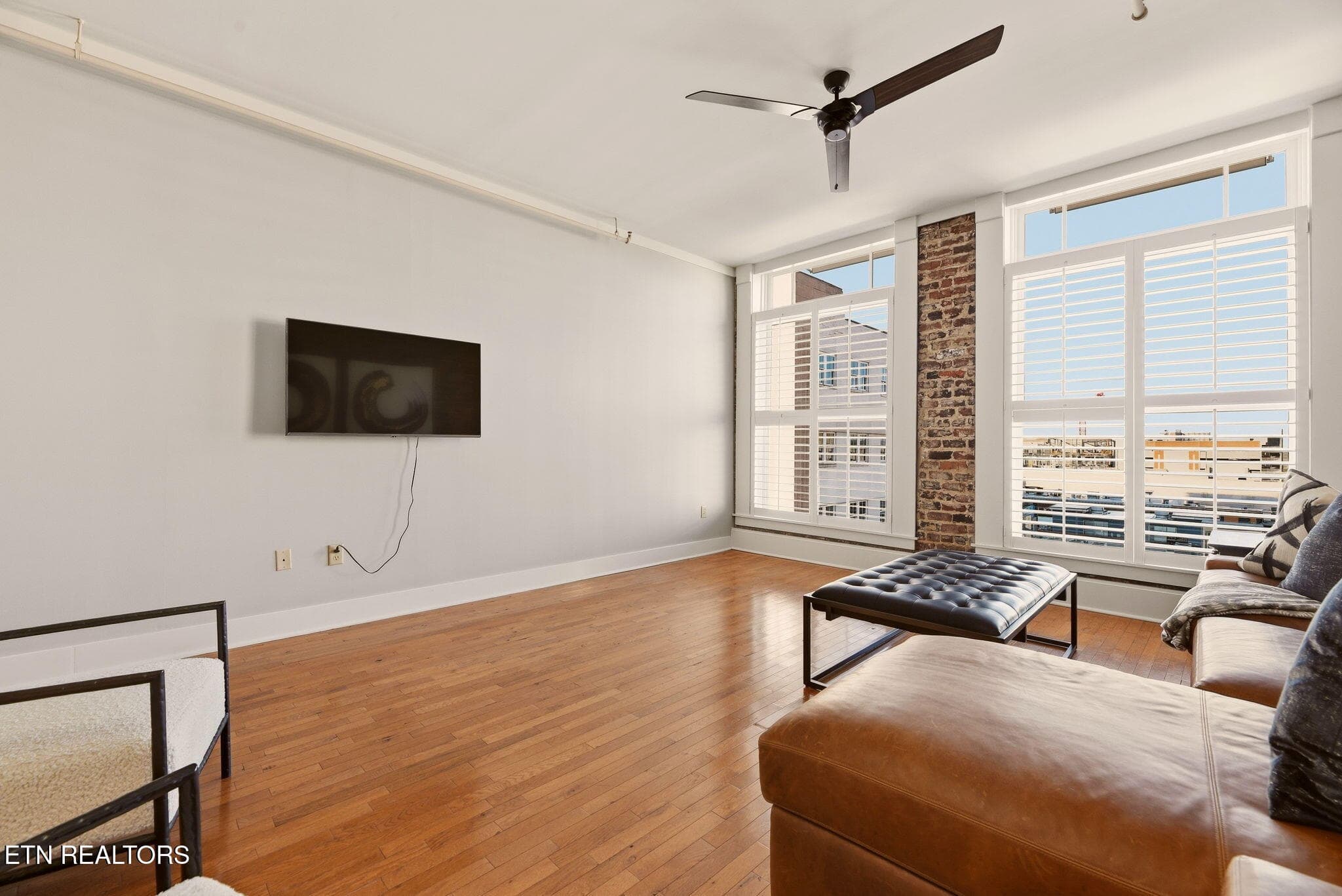 6-web-or-mls-Gay418.605 (11) - 418 S Gay St 605, Knoxville, TN 37902, Knoxville
