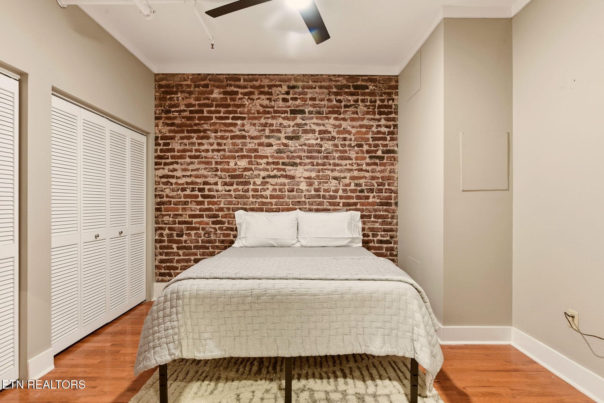 15-web-or-mls-Gay418.605 (1) - 418 S Gay St 605, Knoxville, TN 37902, Knoxville