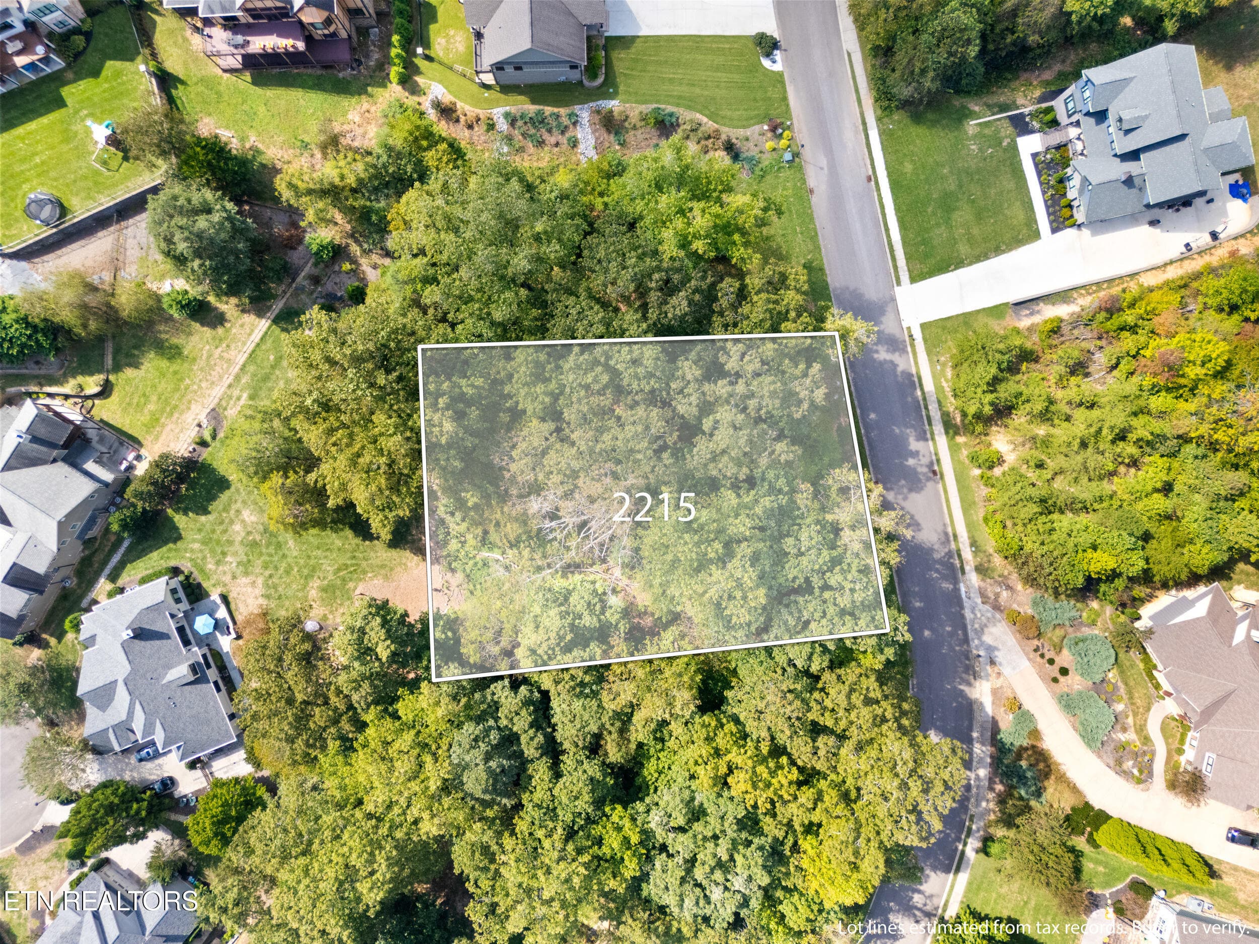 2215 viewcrest lane-04 - 2215 Viewcrest Lane, Knoxville, TN 37932, Knoxville