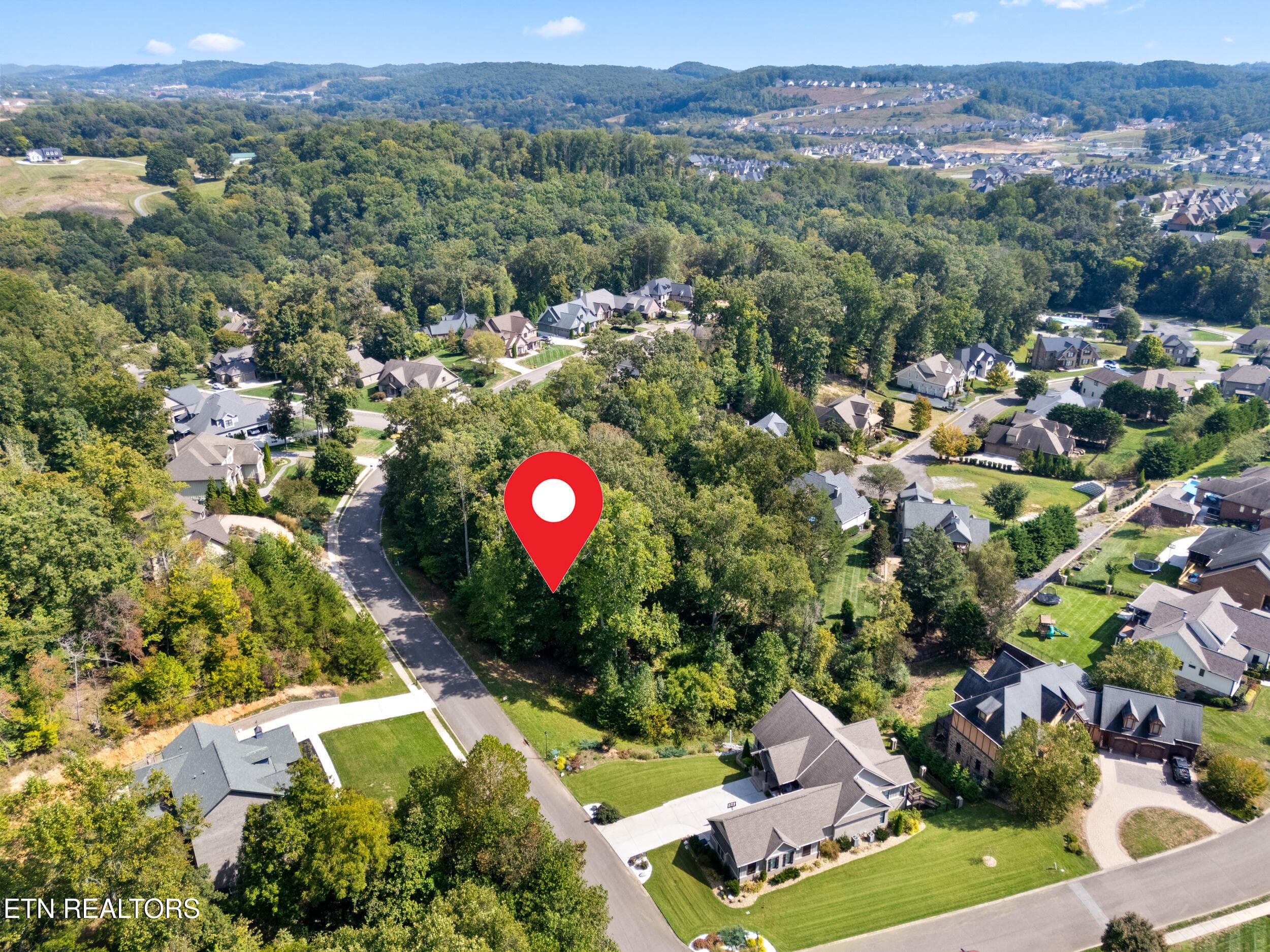 2215 viewcrest lane-05 - 2215 Viewcrest Lane, Knoxville, TN 37932, Knoxville