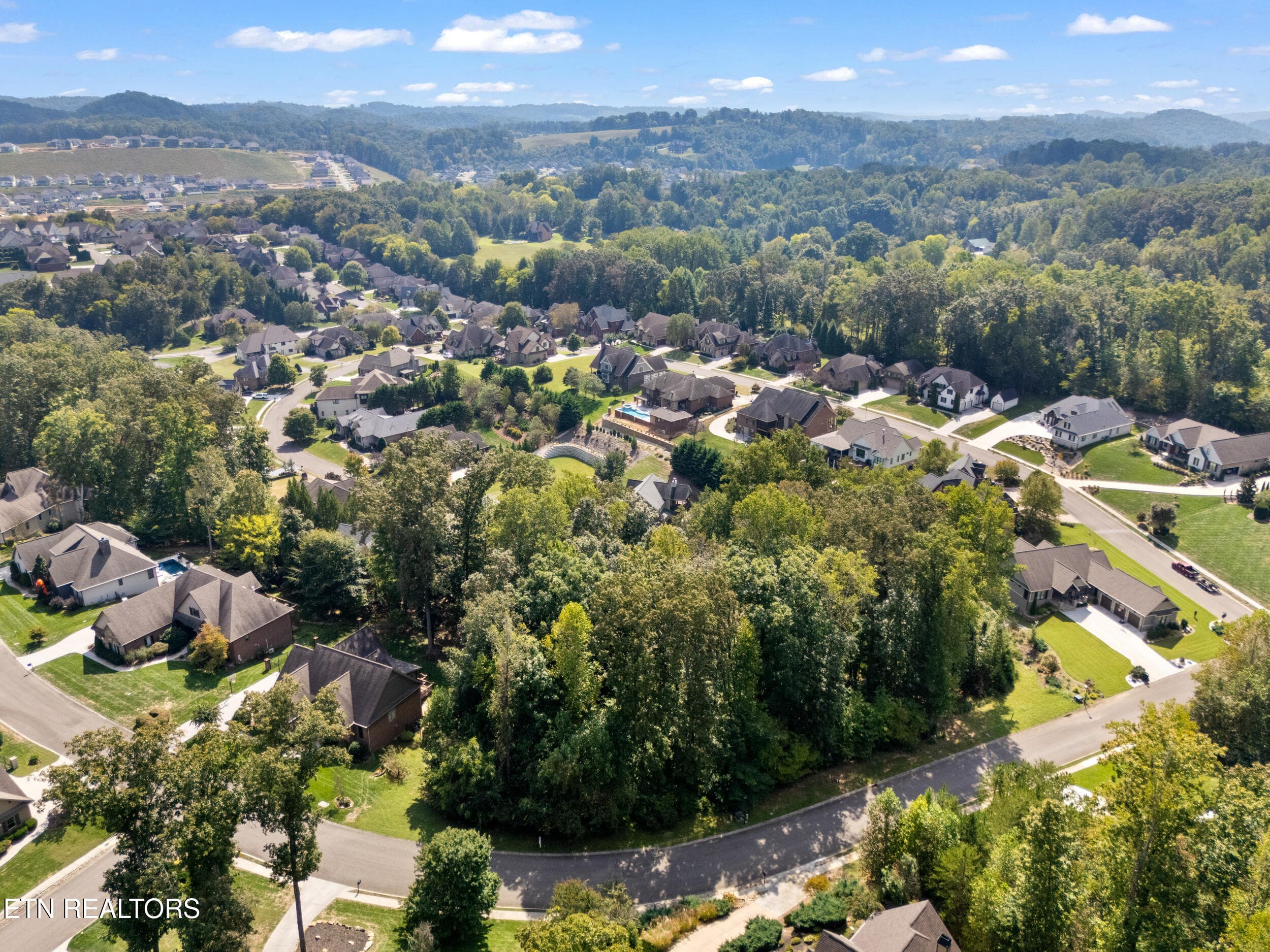 2215 viewcrest lane-06 - 2215 Viewcrest Lane, Knoxville, TN 37932, Knoxville