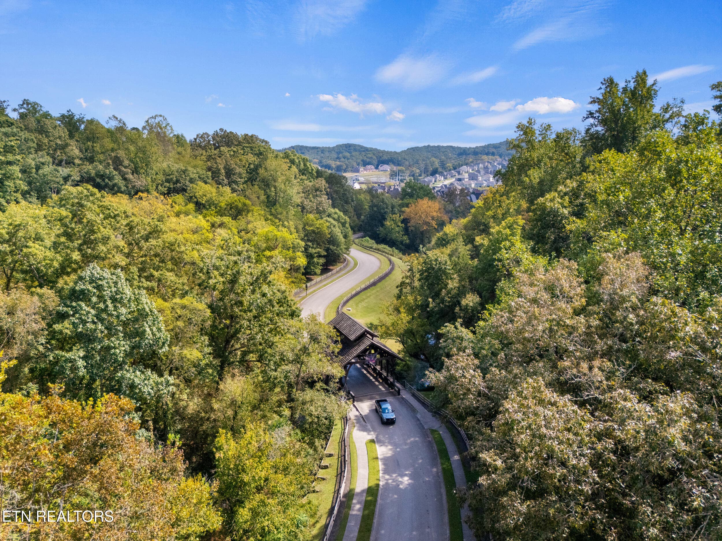 2215 viewcrest lane-14 - 2215 Viewcrest Lane, Knoxville, TN 37932, Knoxville