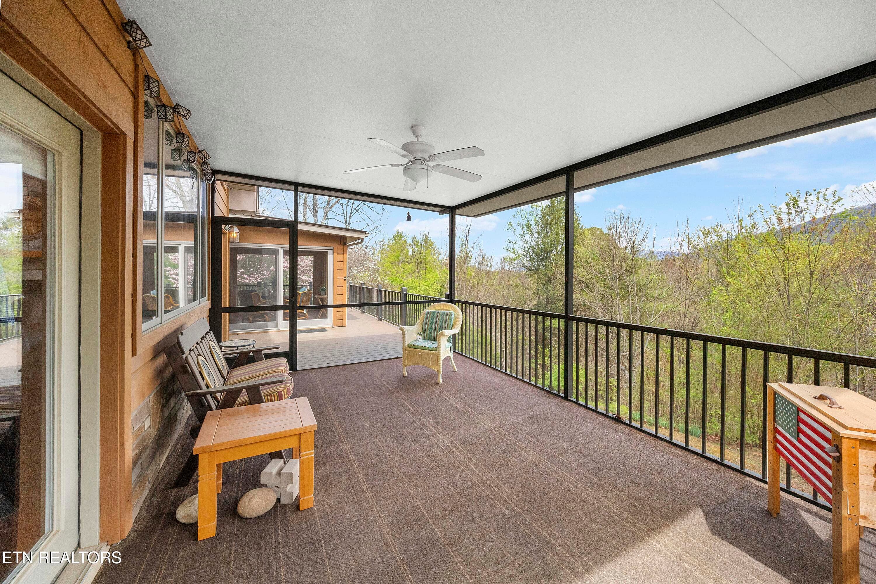L40A8125 - 427 Gold Rd, Cosby, TN 37722, Cosby