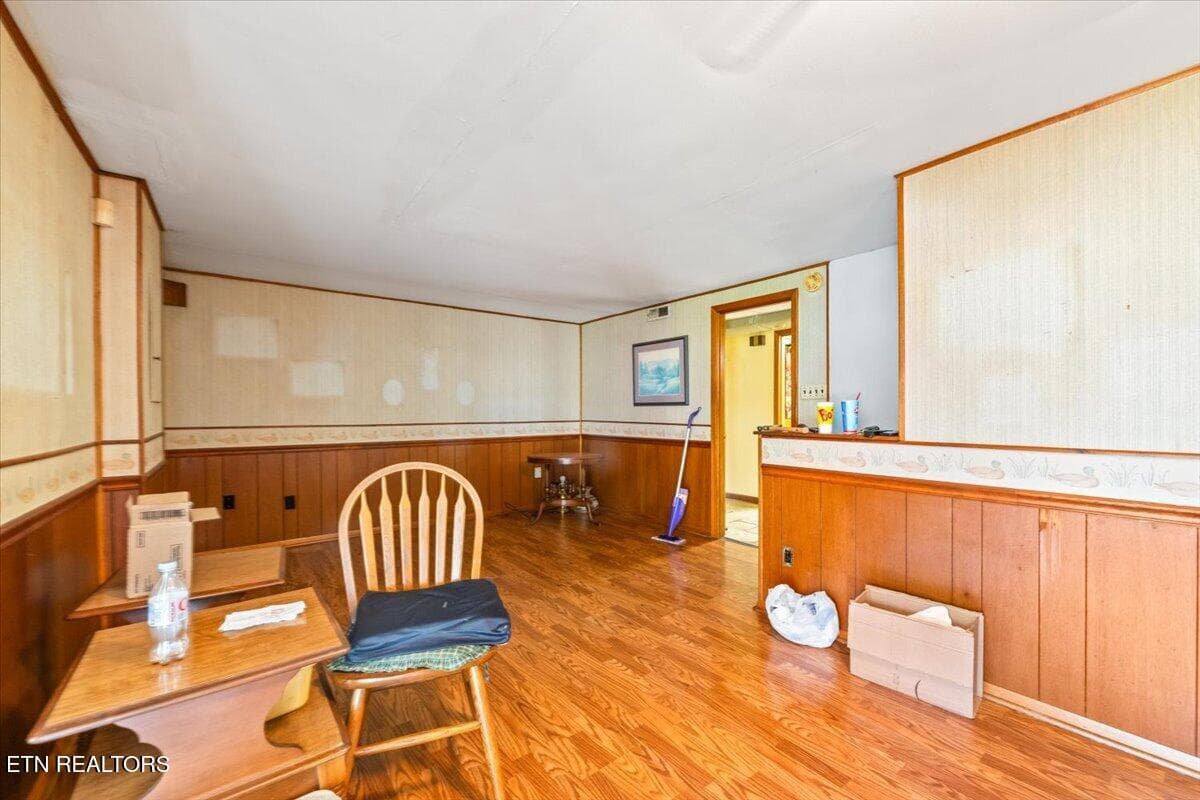 Rec Room - 166 Scenic Drive, Jacksboro, TN 37757, Jacksboro