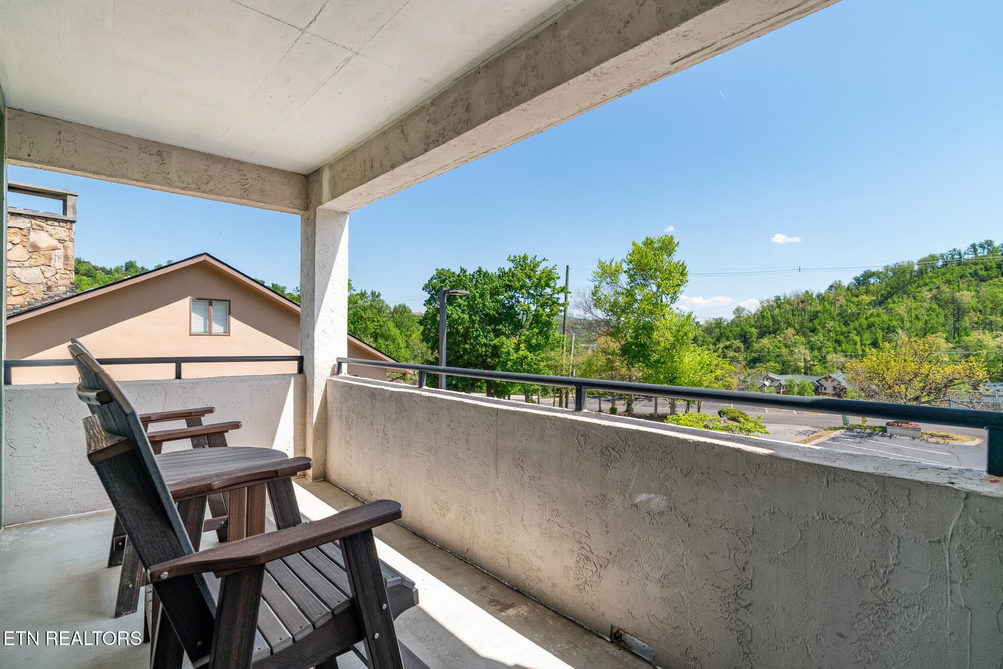 354 E Holly 401 Garlinburg TN Monarch Re - 354 E Holly Ridge Rd UNIT 401, Gatlinburg, TN 37738, Gatlinburg