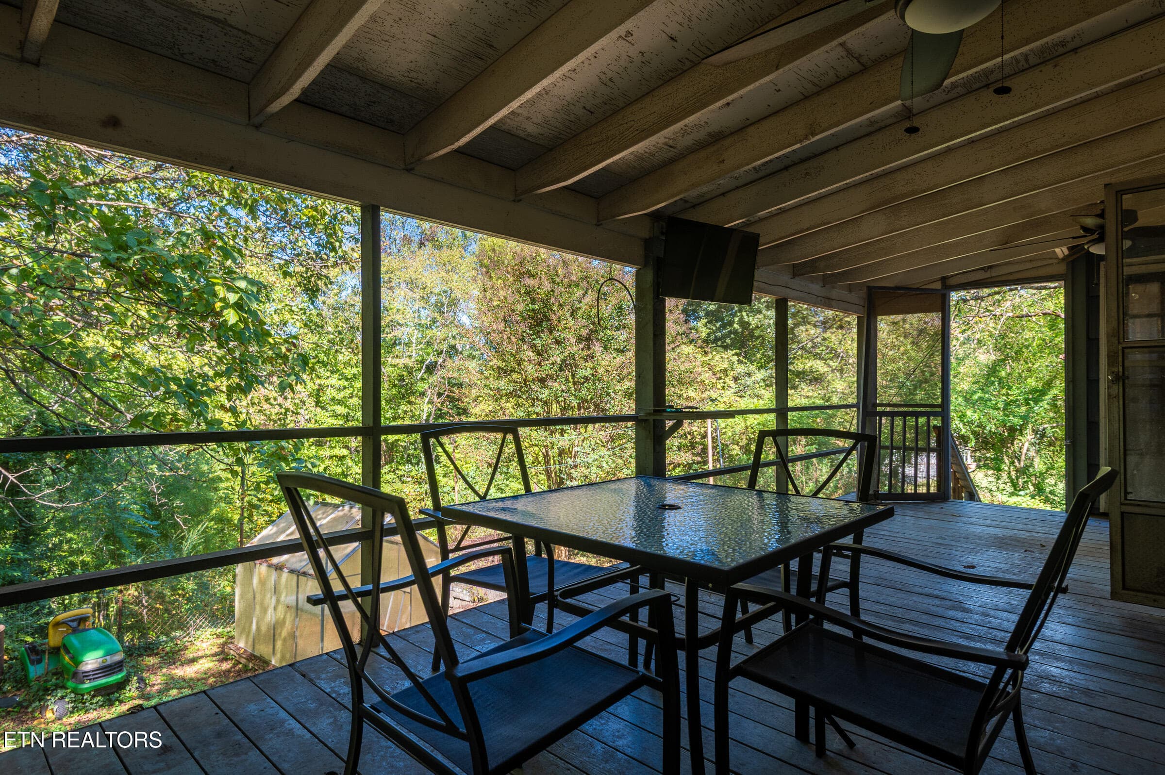 Privacy/Porch - 401 W Ridgecrest Drive, Kingston, TN 37763, Kingston