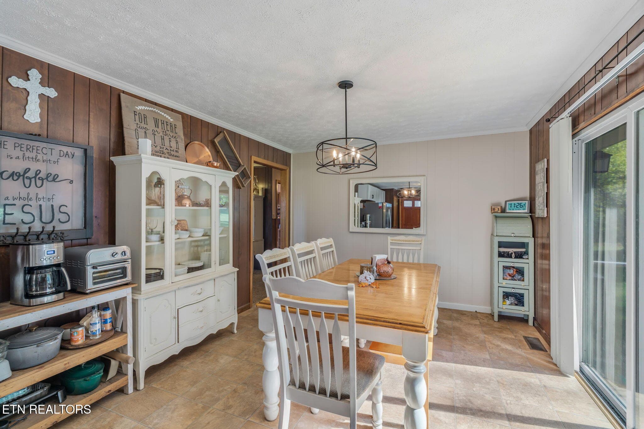 49-web-or-mls-2808 Highway 411 N Interio - 2809 Highway 411, Madisonville, TN 37354, Madisonville