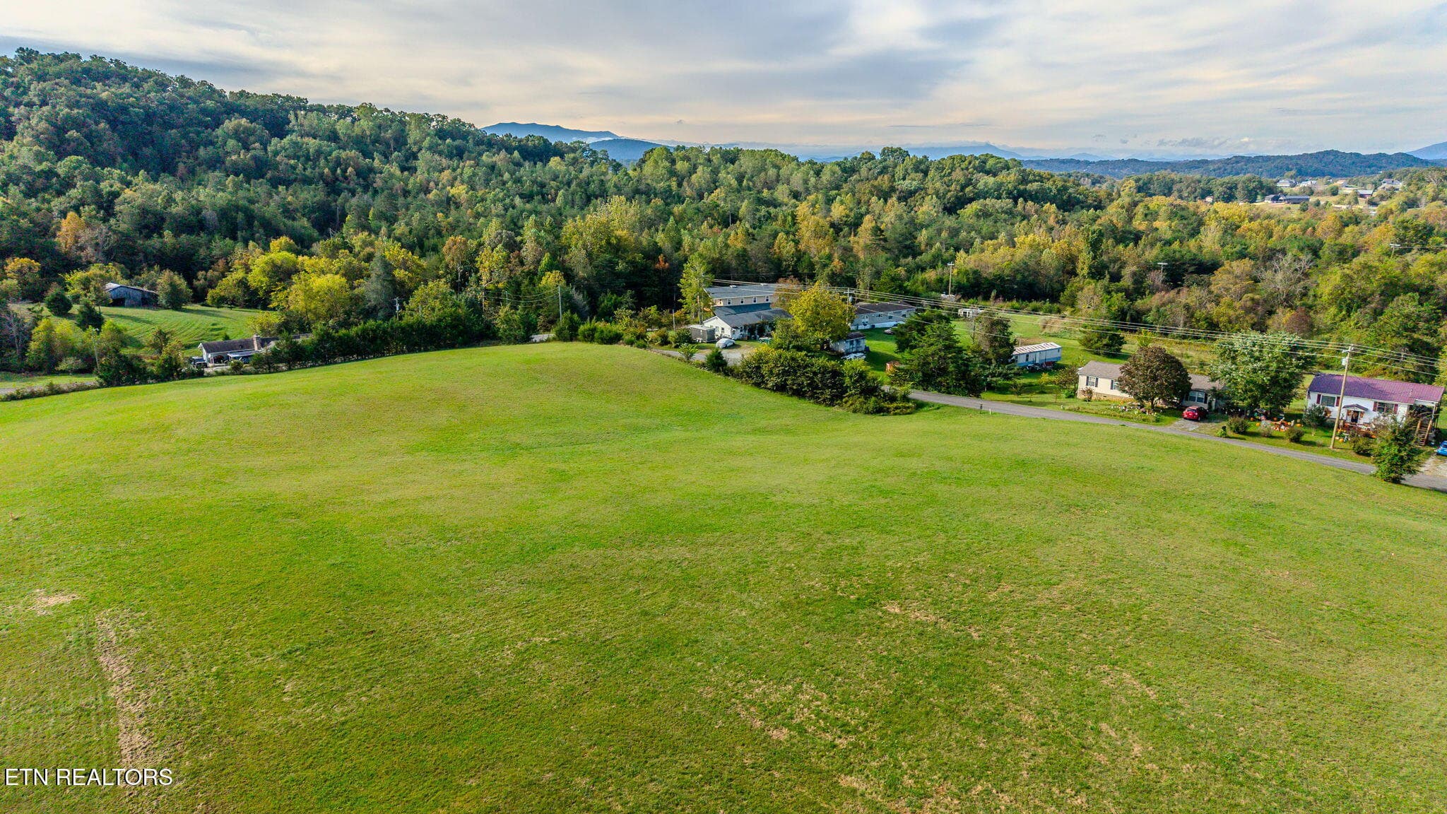 2-web-or-mls-slover-springs-rd - Slover Springs Rd, Dandridge, TN 37725, Dandridge