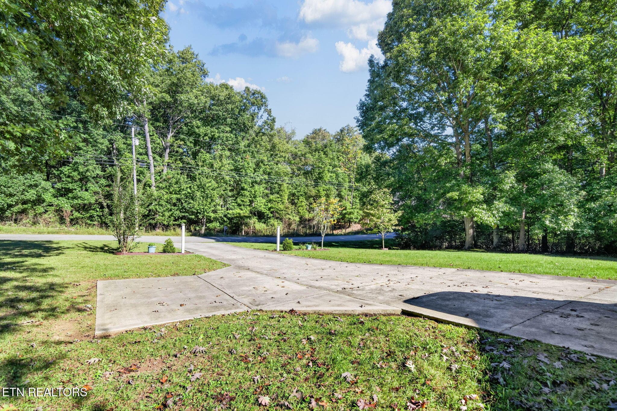 12-web-or-mls-226 Tulip Dr_057_TNPC - 226 Tulip Drive, Crossville, TN 38555, Crossville