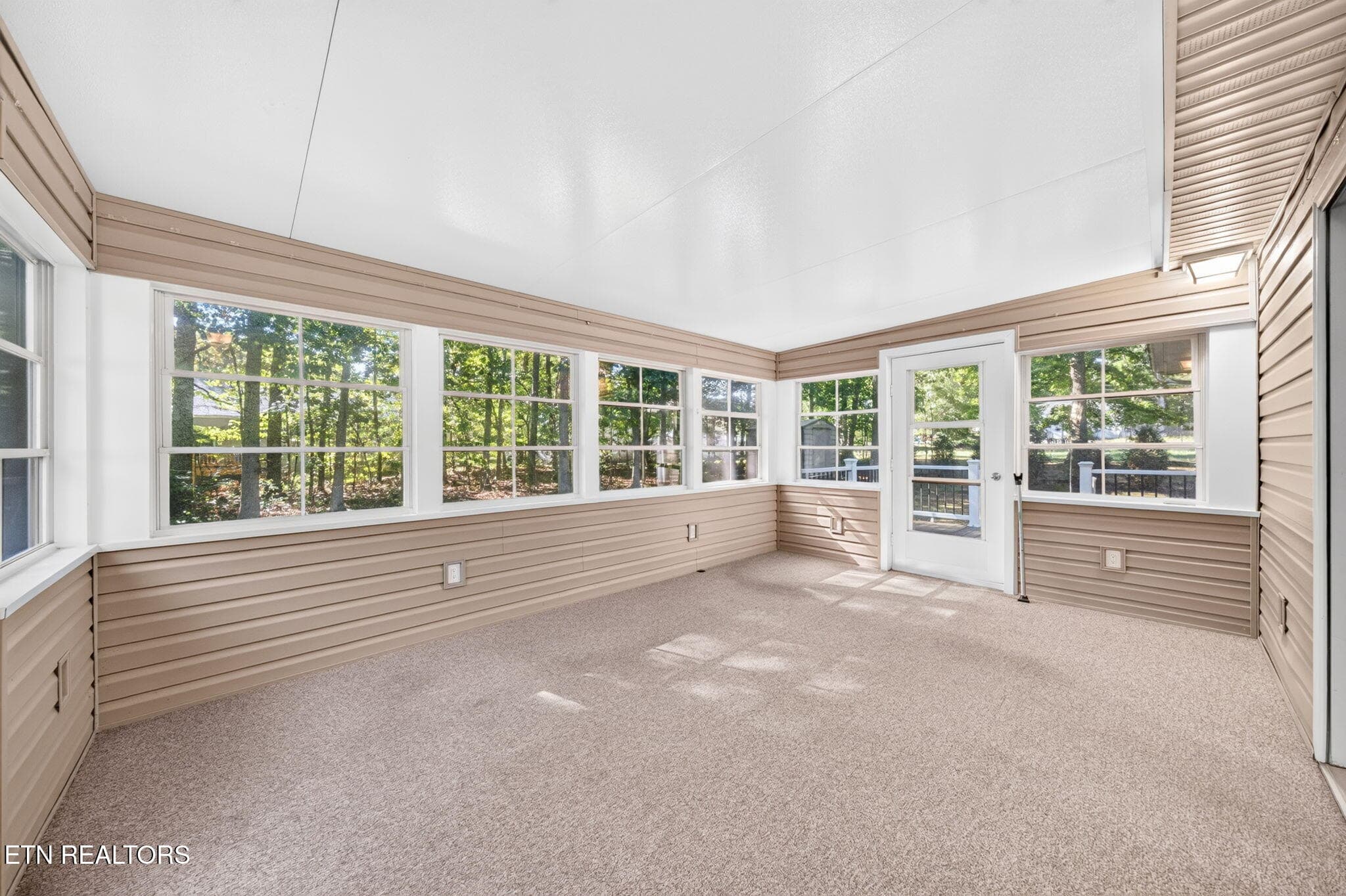 18-web-or-mls-226 Tulip Dr_085_TNPC - 226 Tulip Drive, Crossville, TN 38555, Crossville