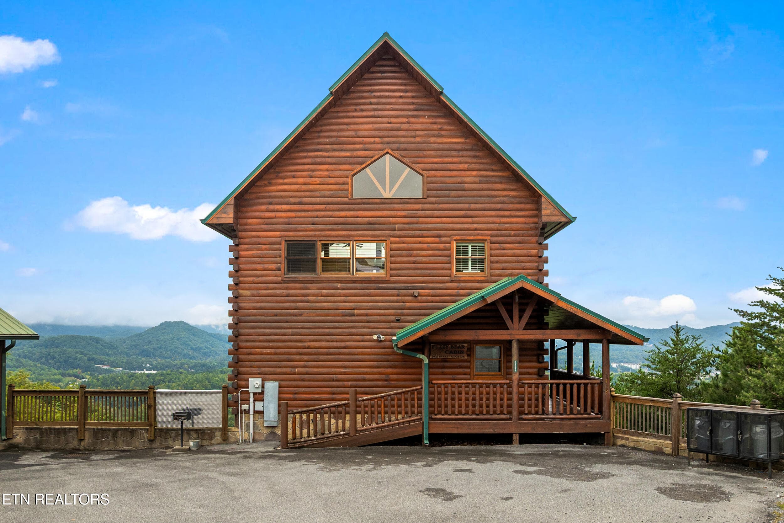 2422 breezy ridge dr-1 - 2422 Breezy Ridge Drive, Sevierville, TN 37876, Sevierville