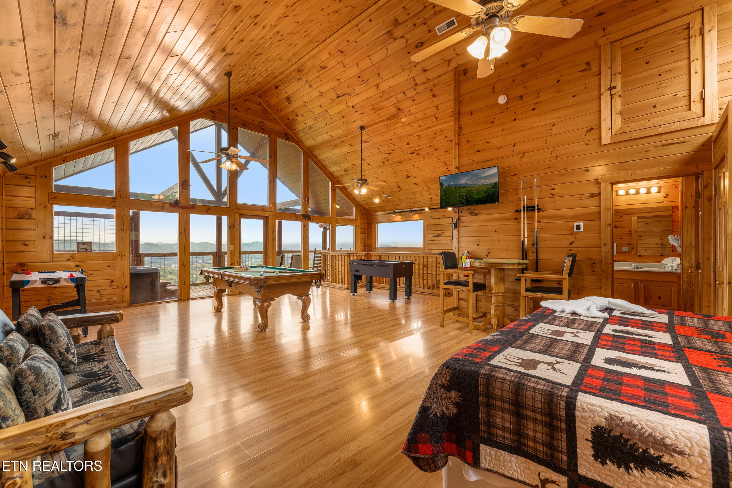 2422 breezy ridge dr-23 - 2422 Breezy Ridge Drive, Sevierville, TN 37876, Sevierville