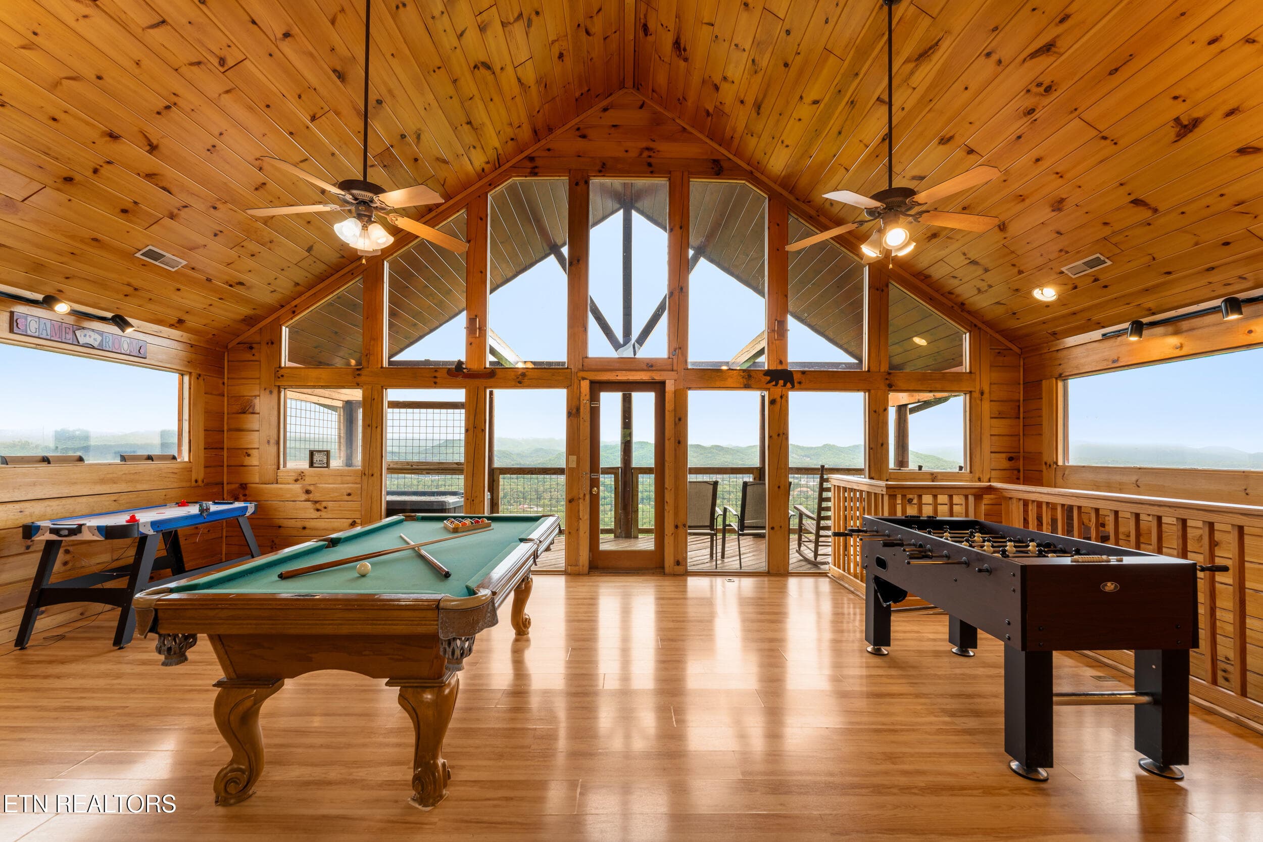 2422 breezy ridge dr-24 - 2422 Breezy Ridge Drive, Sevierville, TN 37876, Sevierville