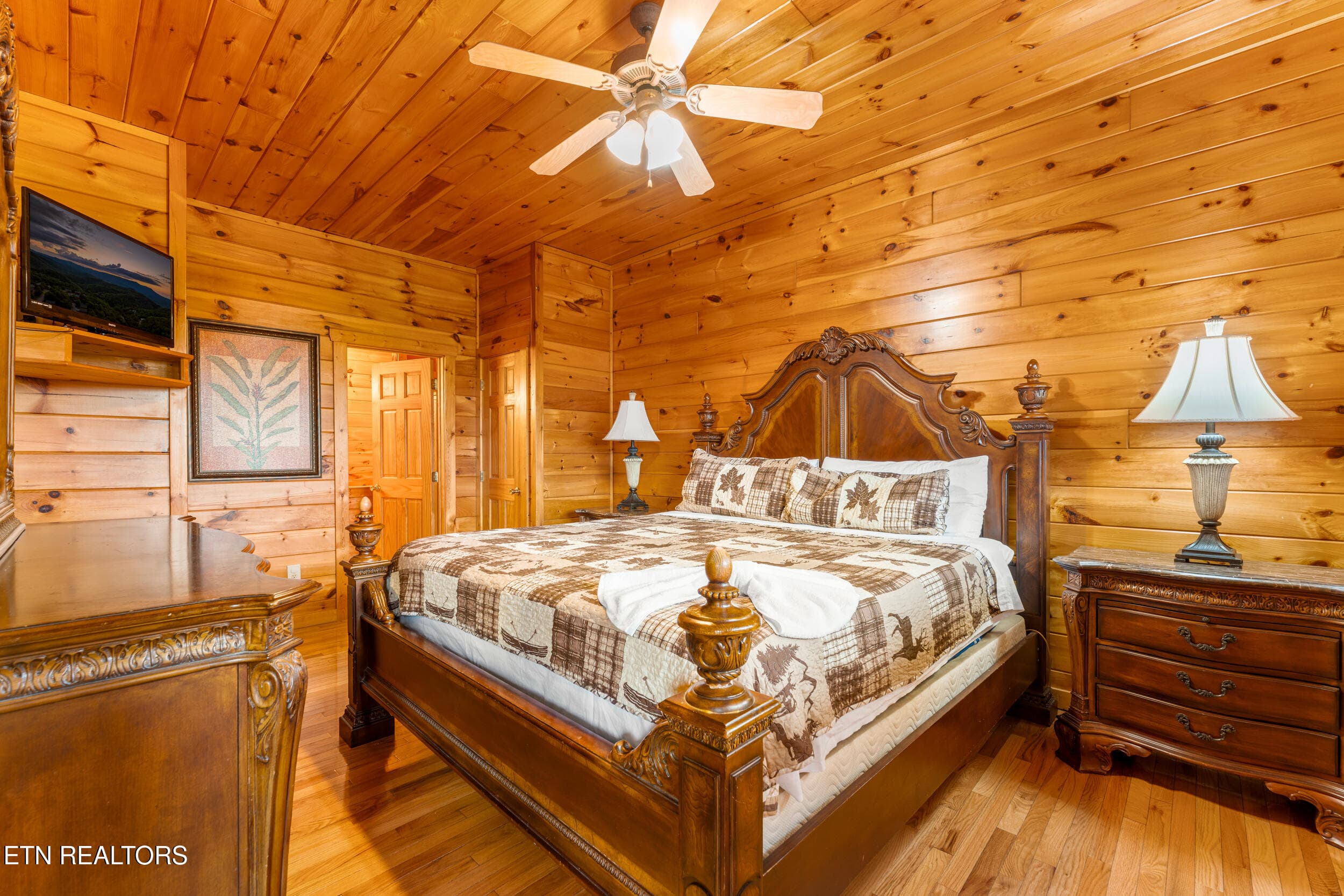 2422 breezy ridge dr-47 - 2422 Breezy Ridge Drive, Sevierville, TN 37876, Sevierville
