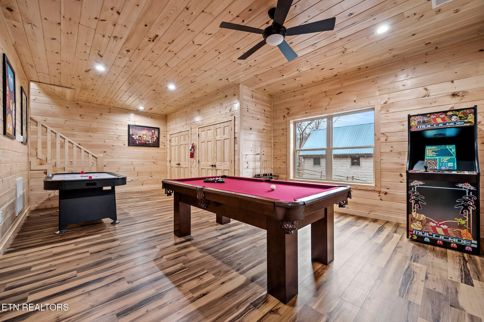 esr-bear-mountain-retreat-5684 - 2184 Beach Front Drive, Sevierville, TN 37876, Sevierville