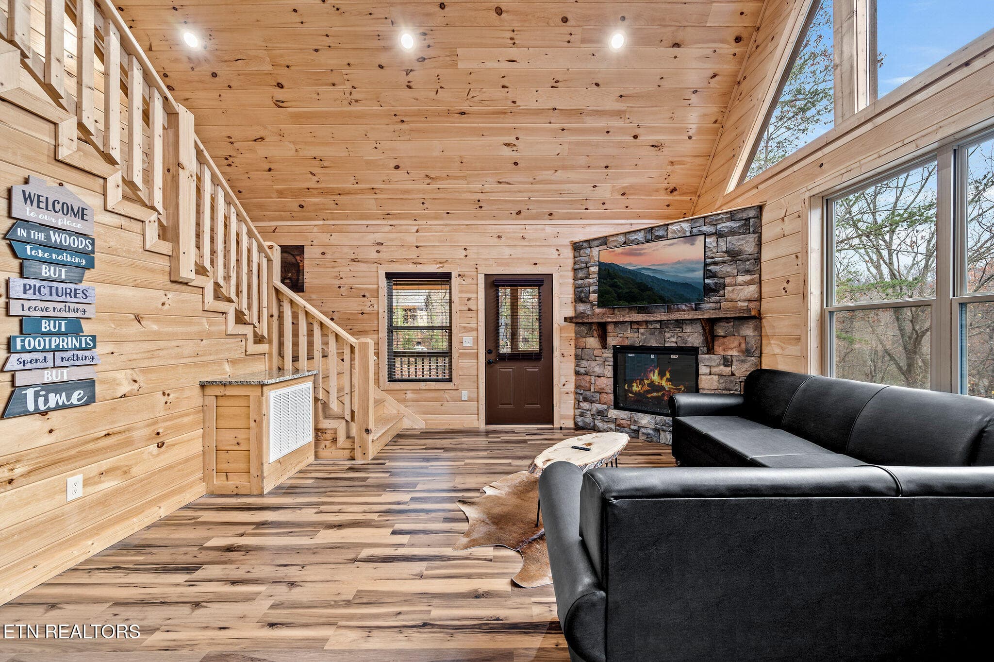 esr-bear-mountain-retreat-5783 - 2184 Beach Front Drive, Sevierville, TN 37876, Sevierville