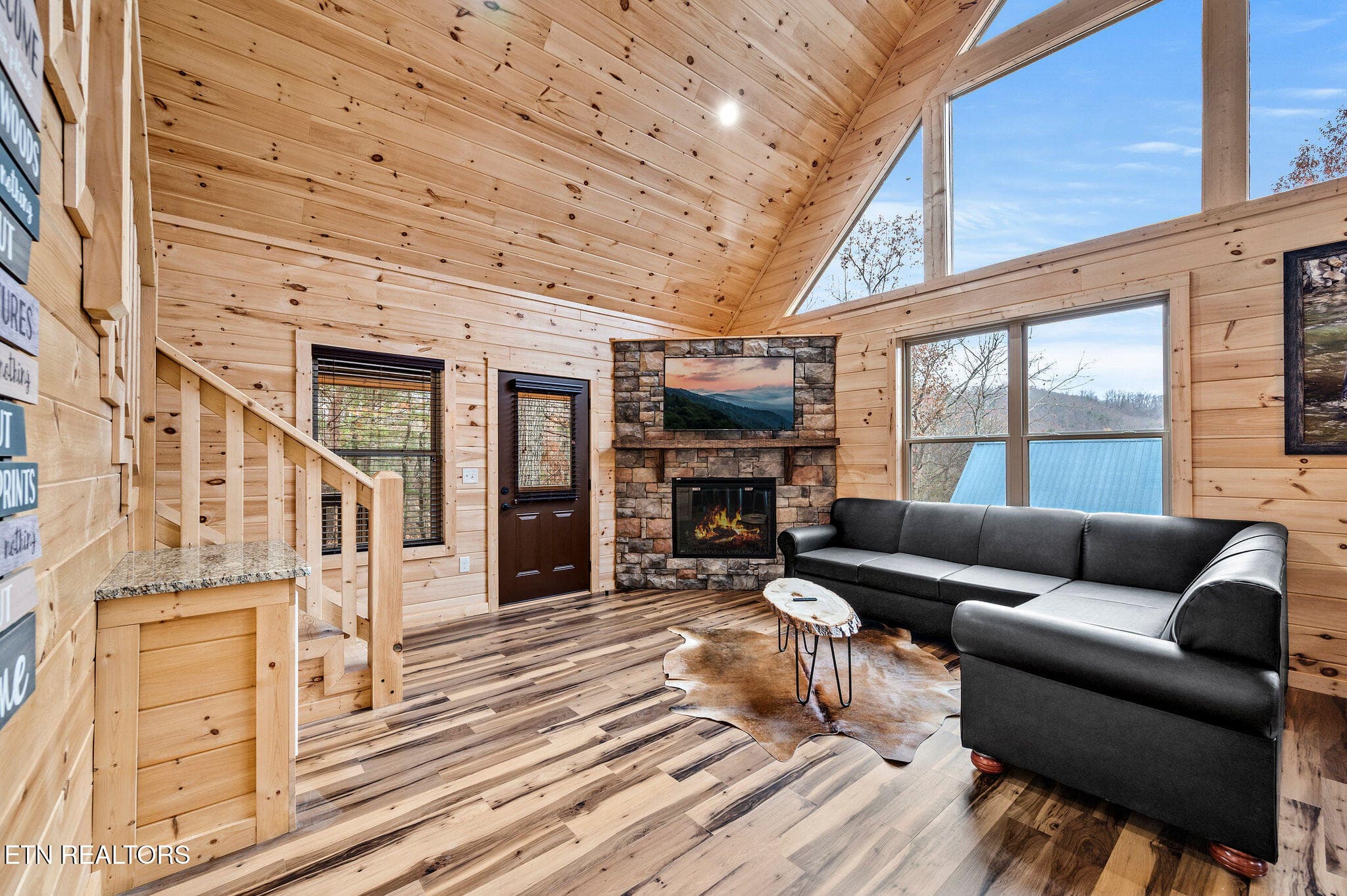 esr-bear-mountain-retreat-5792 - 2184 Beach Front Drive, Sevierville, TN 37876, Sevierville