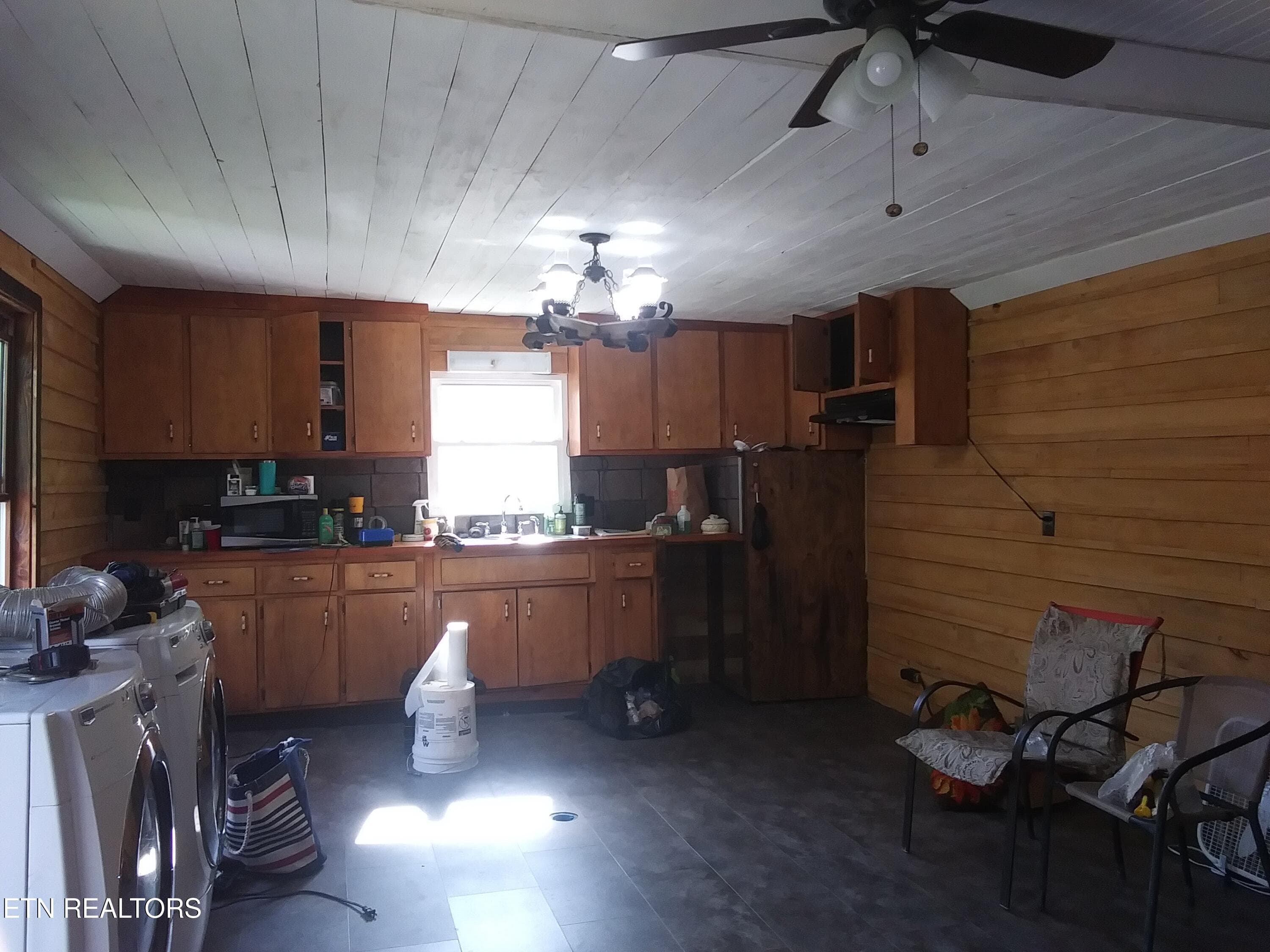 11) 77127-6ac527c3f0d1a - 534 Ruritan Run Rd, Gate City, VA 24251, Gate City