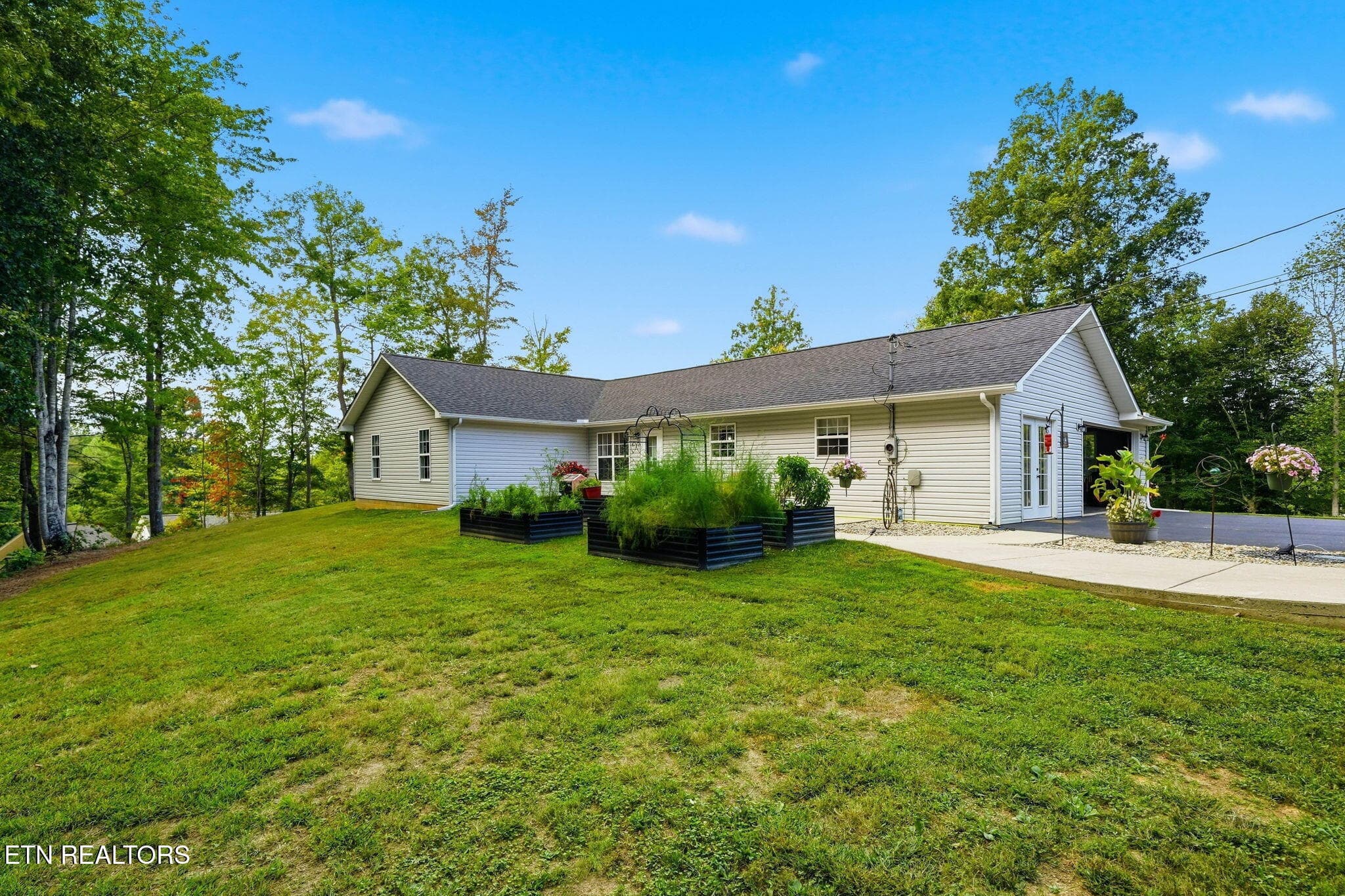 29-web-or-mls-383 Chance Private Dr-35 - 383 Chance Private Drive, Oneida, TN 37841, Oneida