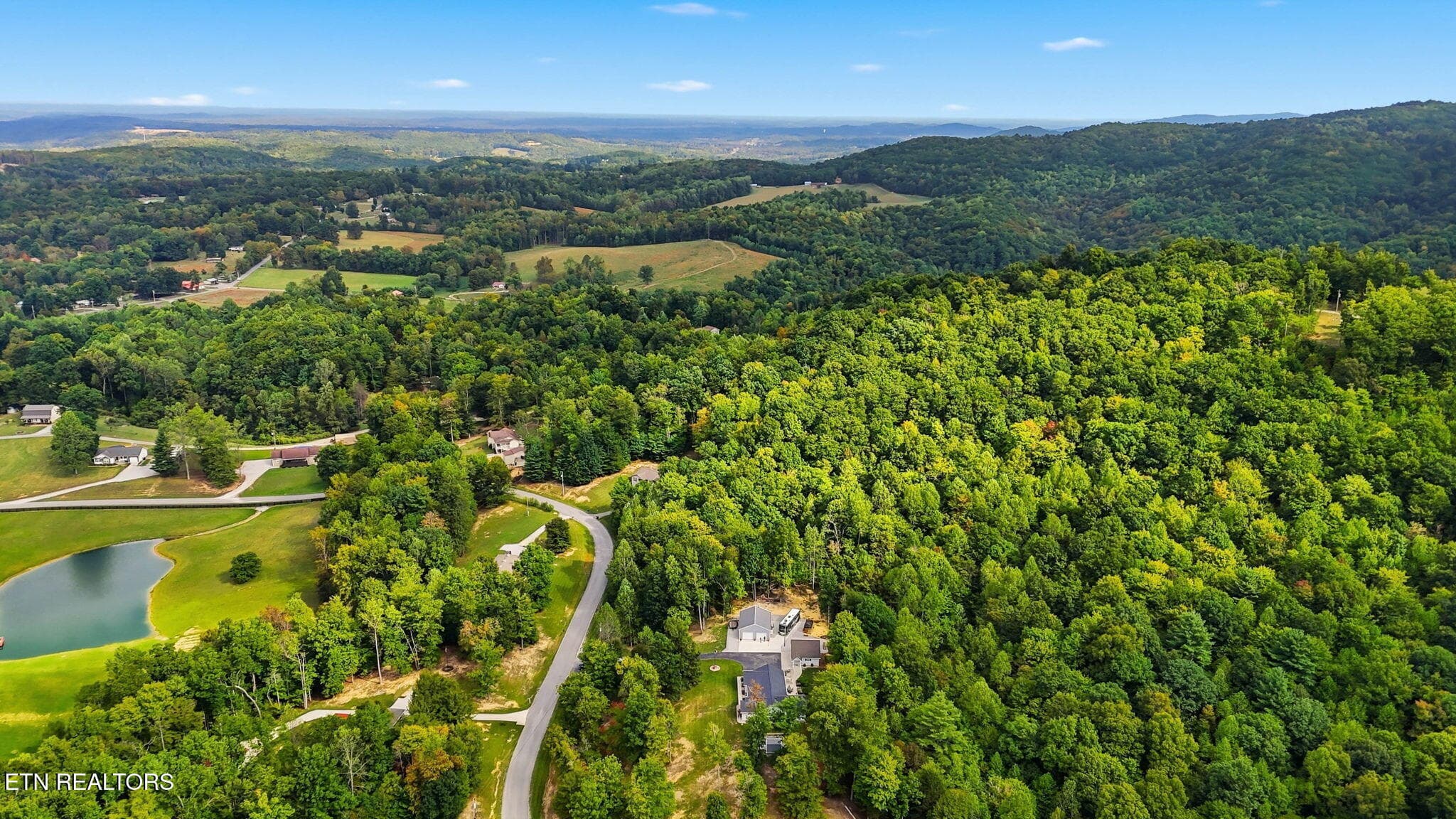 39-web-or-mls-383 Chance Private Dr-44 - 383 Chance Private Drive, Oneida, TN 37841, Oneida