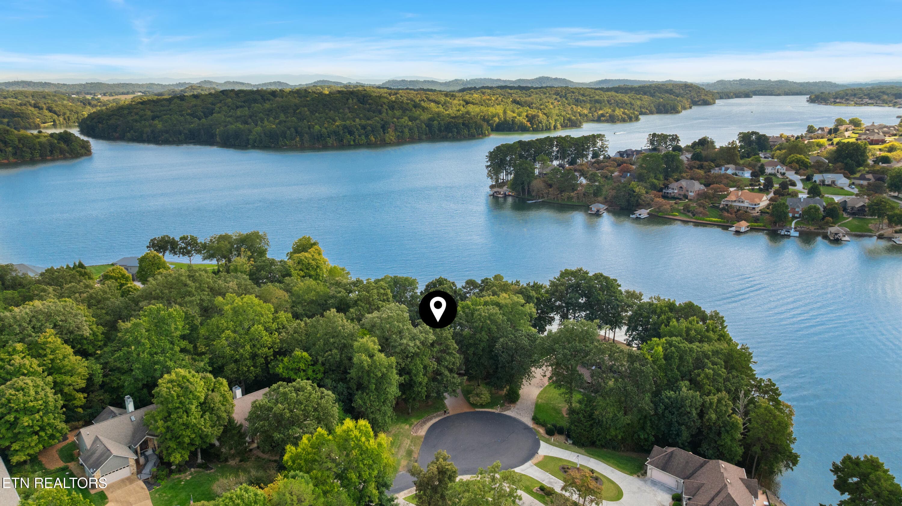 Aerial View on Lake / Culdesac - 631 Tanasi Lane, Loudon, TN 37774, Loudon