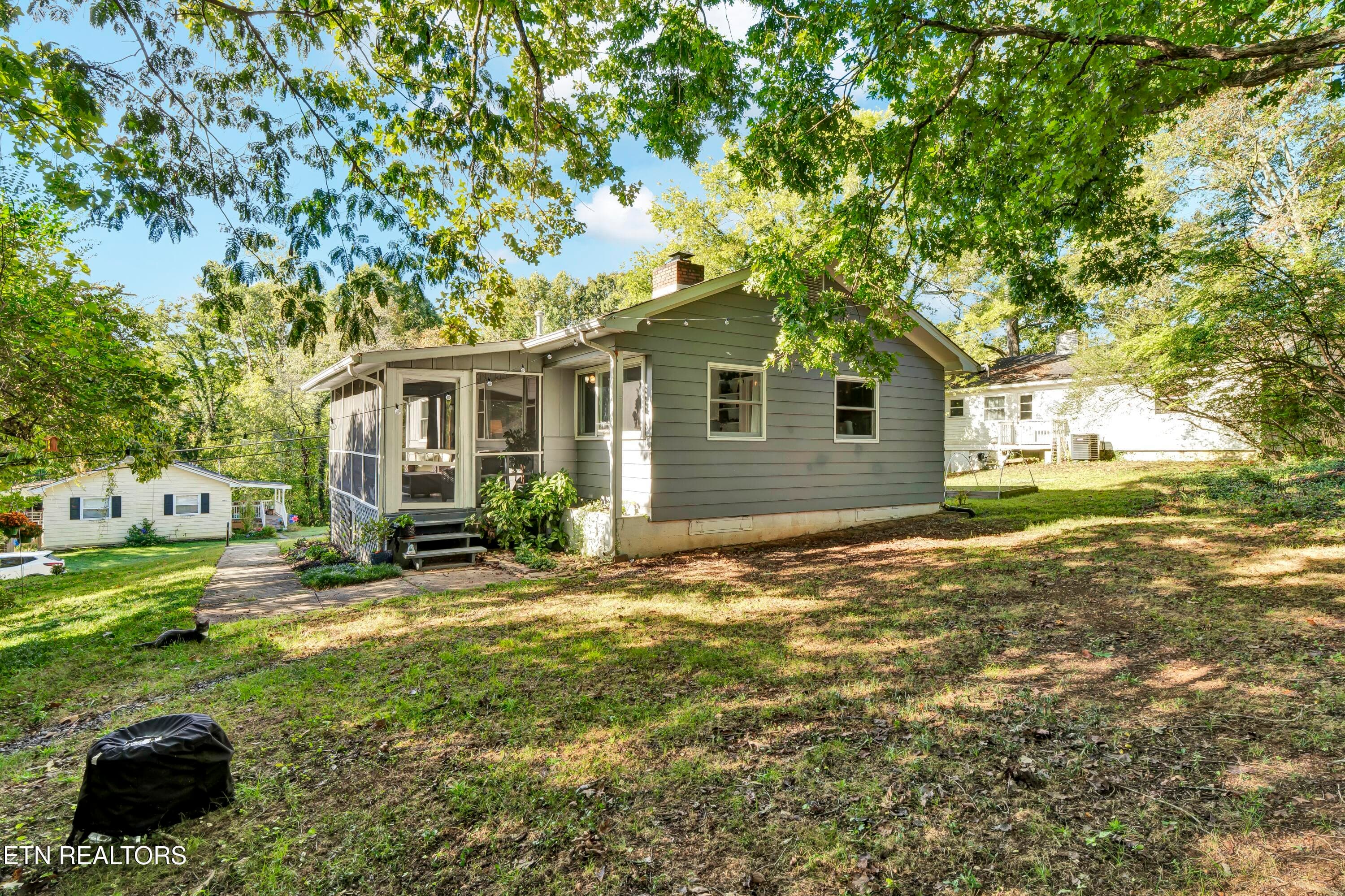 604 Florida Ave, Oak Ridge, TN 37830