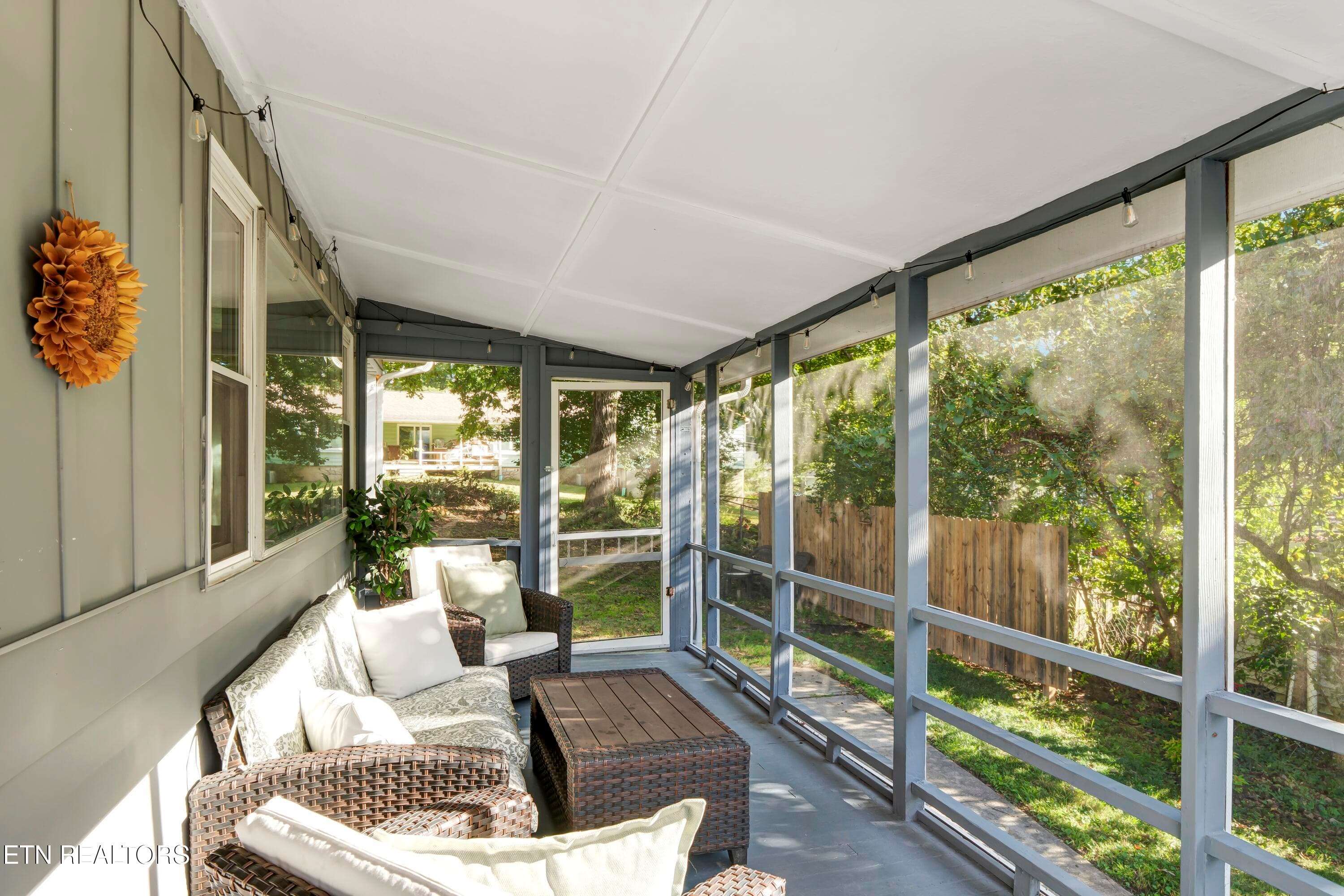 Screen Porch 2 - 604 Florida Ave, Oak Ridge, TN 37830, Oak Ridge