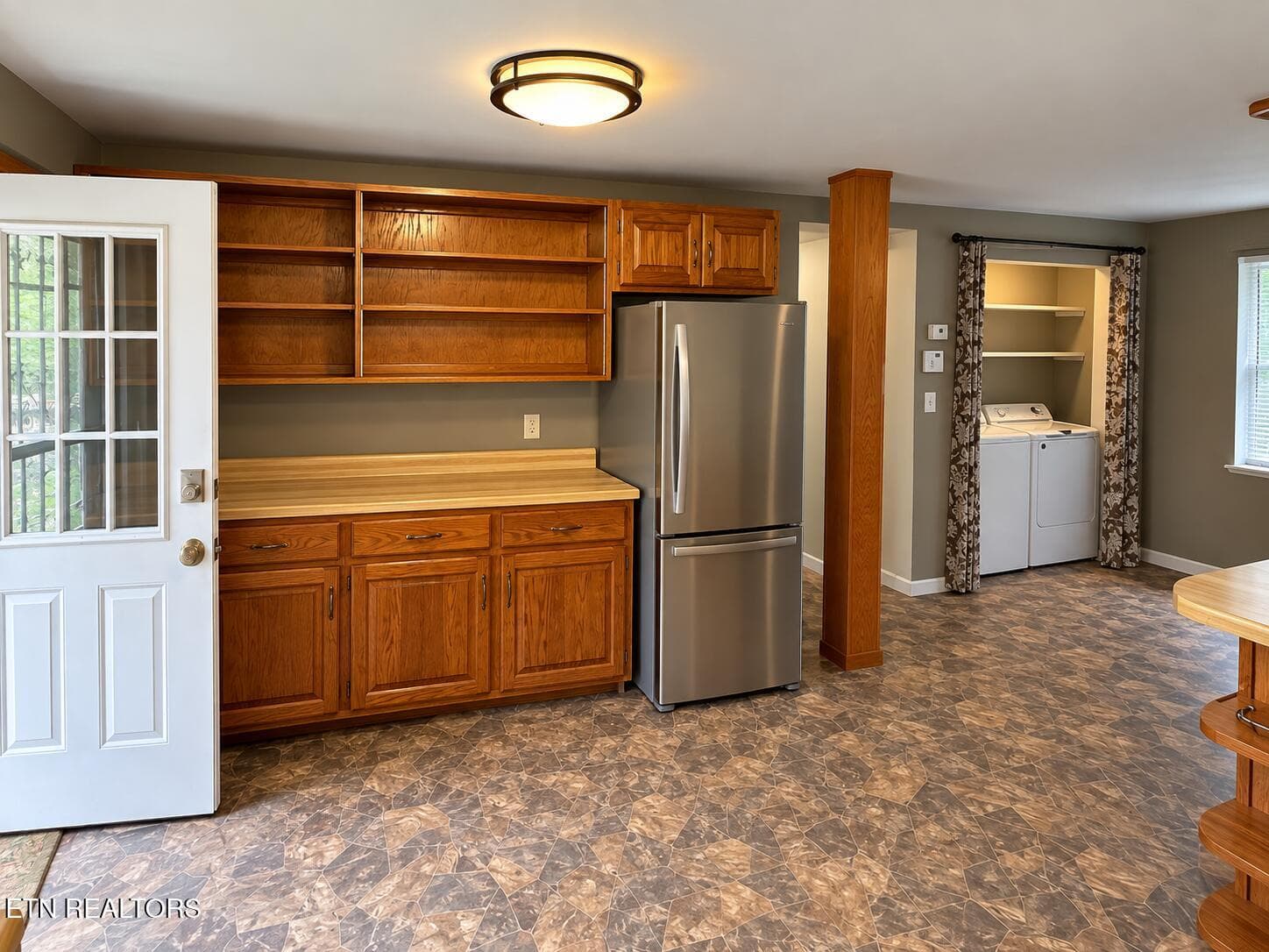 Kitchn&Laundry - 339 Dividing Ridge Rd, Speedwell, TN 37870, Speedwell