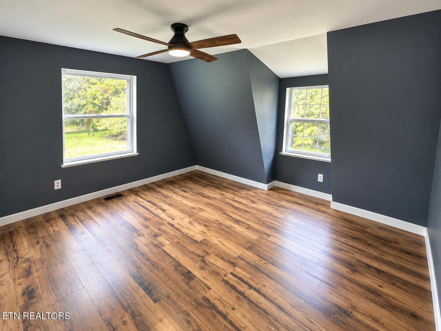 Upstair Bedroom 2 - 339 Dividing Ridge Rd, Speedwell, TN 37870, Speedwell