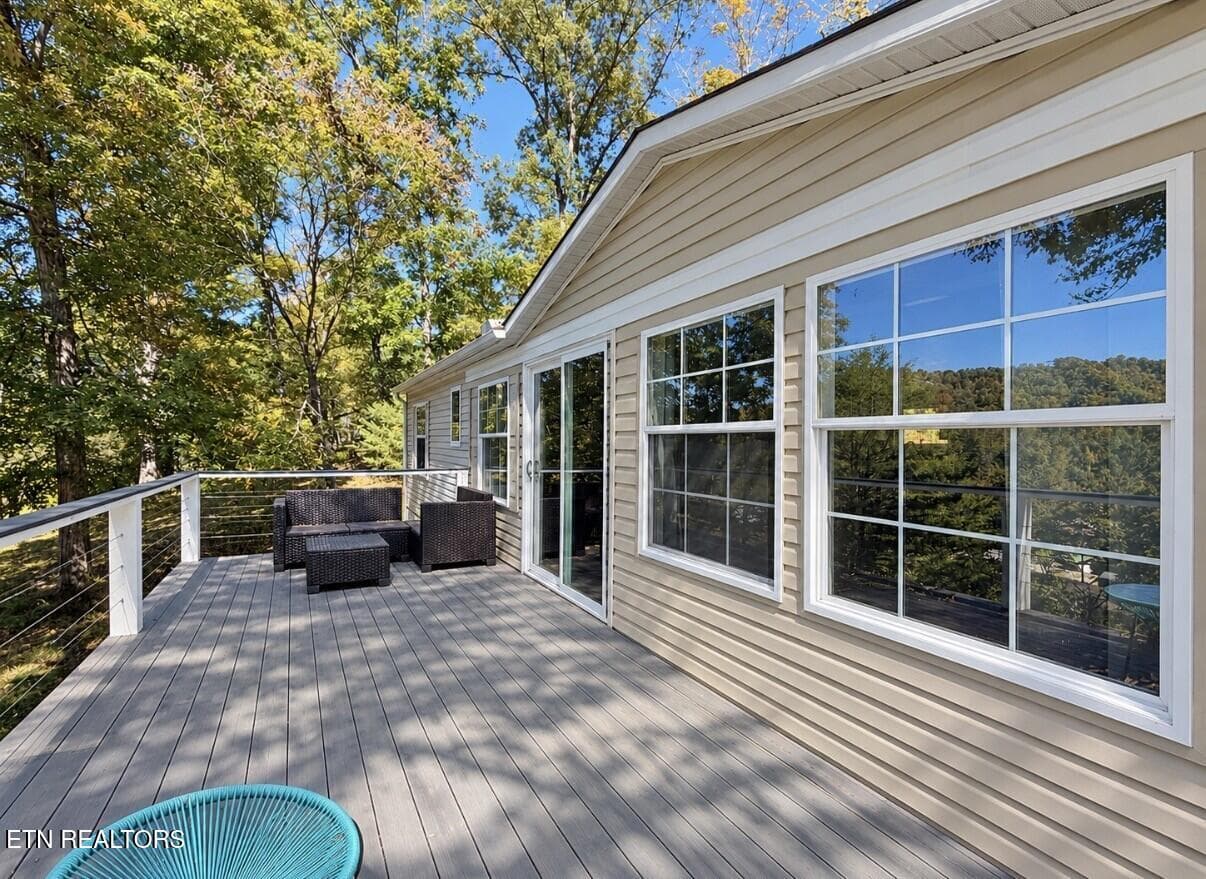 06_Deck_Patio - 251 Last LZ Lane, Speedwell, TN 37870, Speedwell