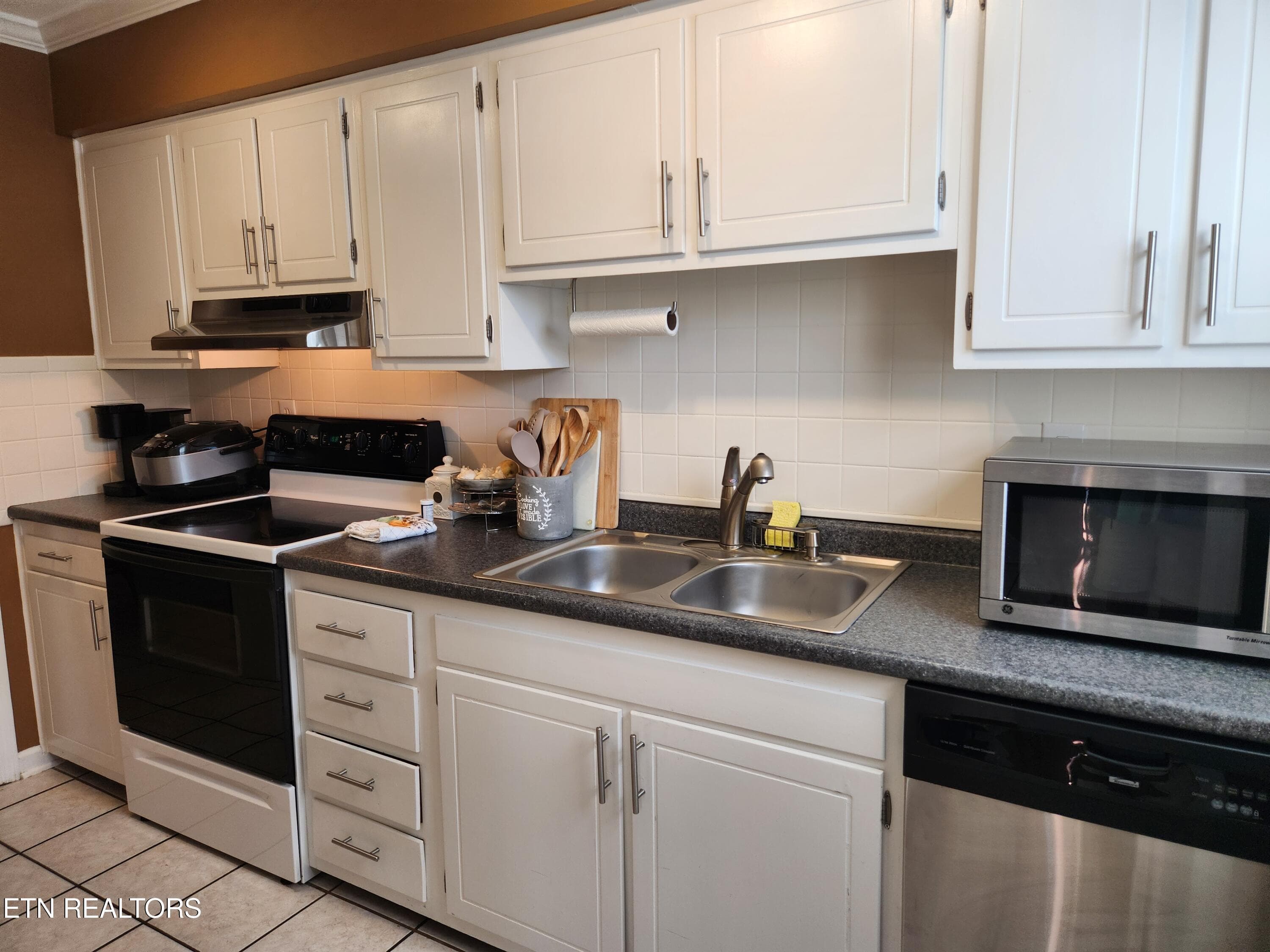 21 - 7041 Traditional Drive, Knoxville, TN 37909, Knoxville