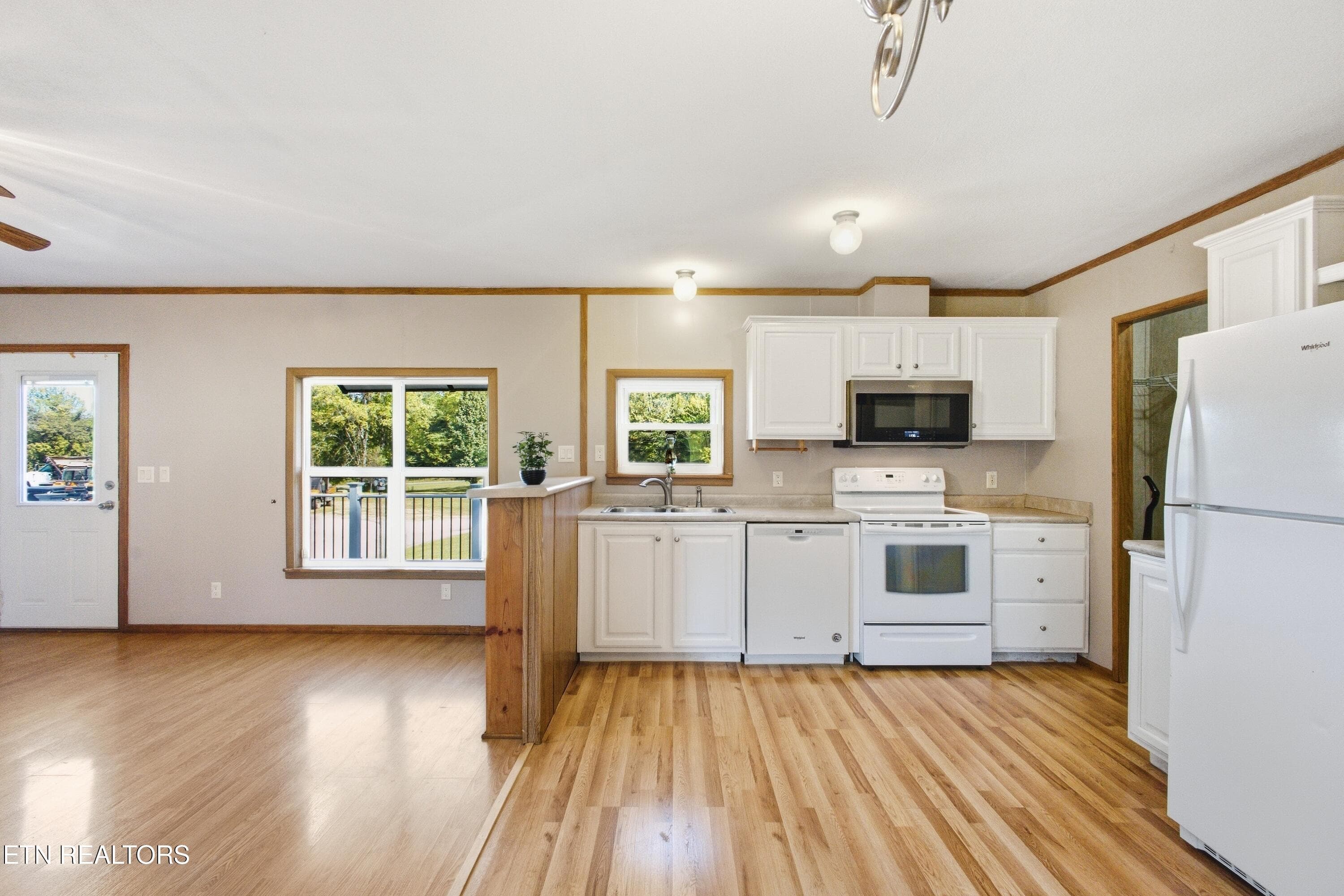 kitchen - 198 Crabtree Hollow Rd, Ten Mile, TN 37880, Ten Mile