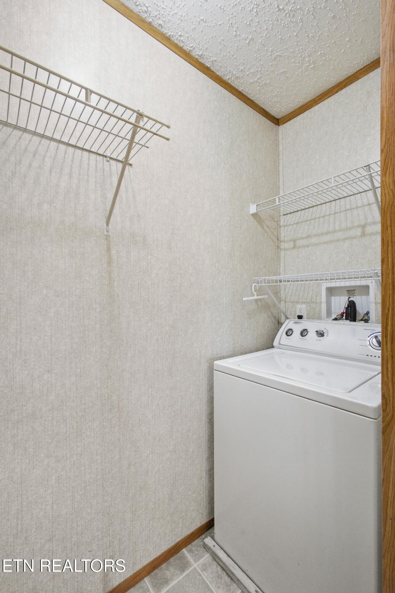 laundry - 198 Crabtree Hollow Rd, Ten Mile, TN 37880, Ten Mile