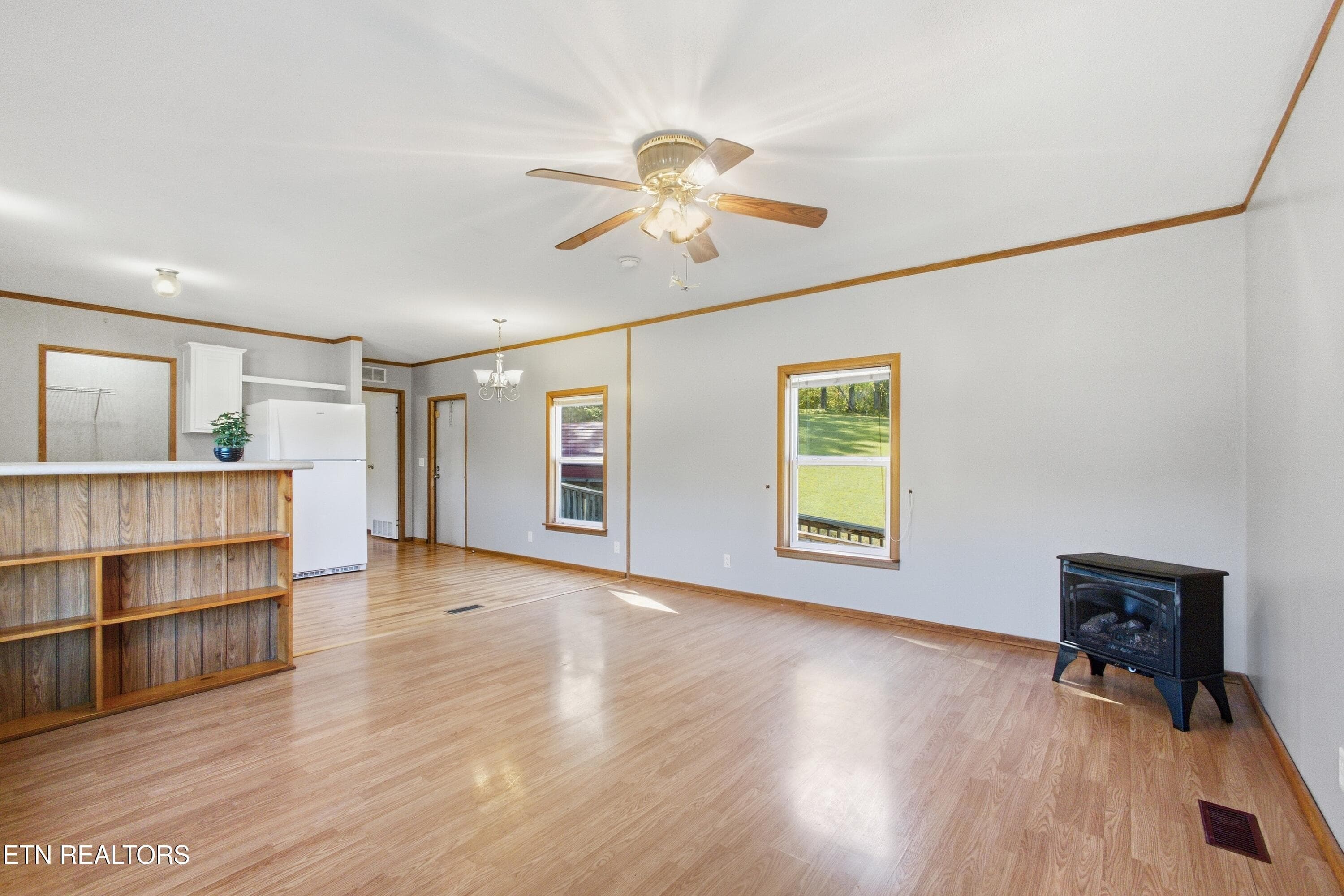 living room - 198 Crabtree Hollow Rd, Ten Mile, TN 37880, Ten Mile