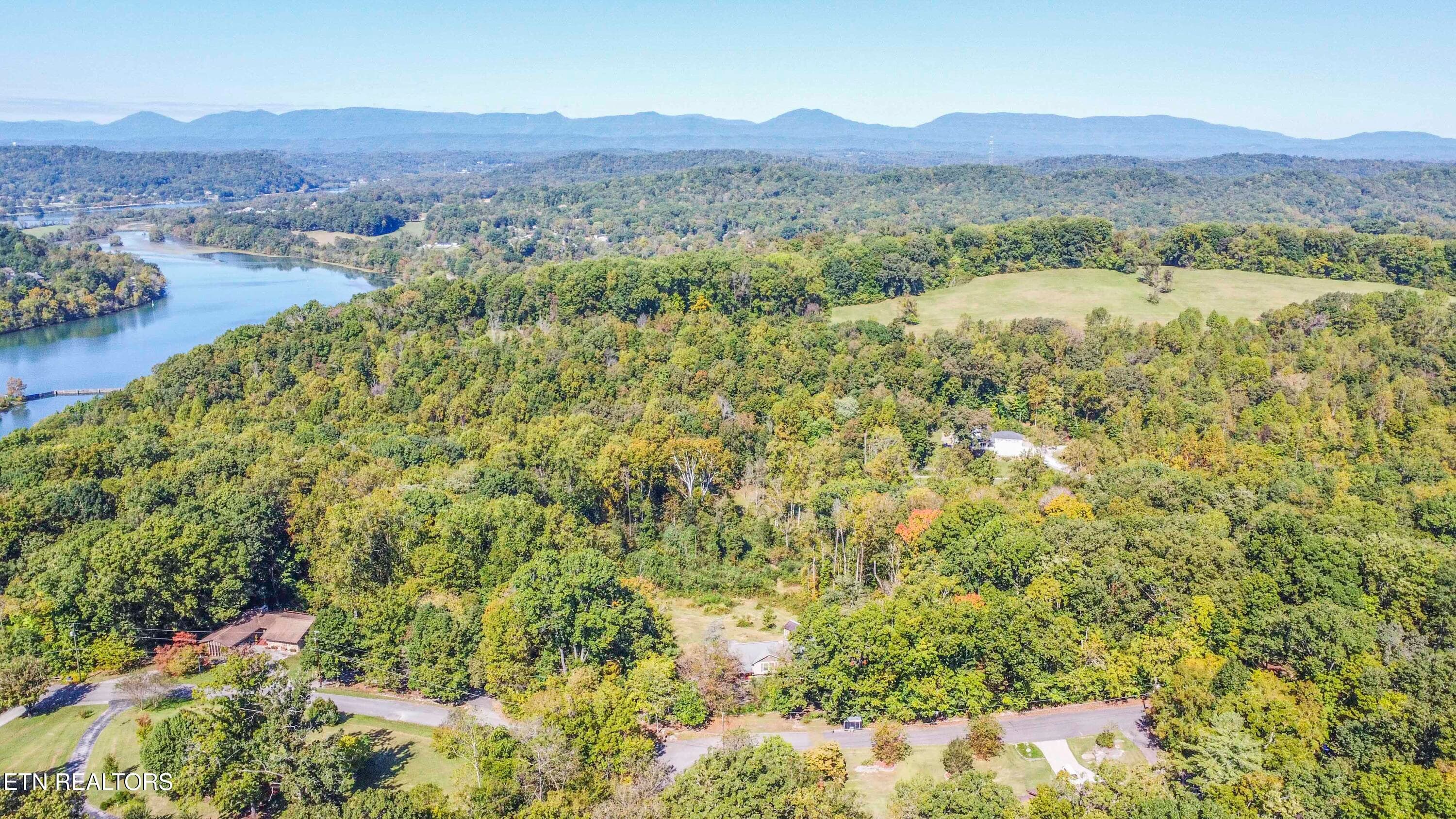 drone 2_1 - 155 Lakeview Circle, Clinton, TN 37716