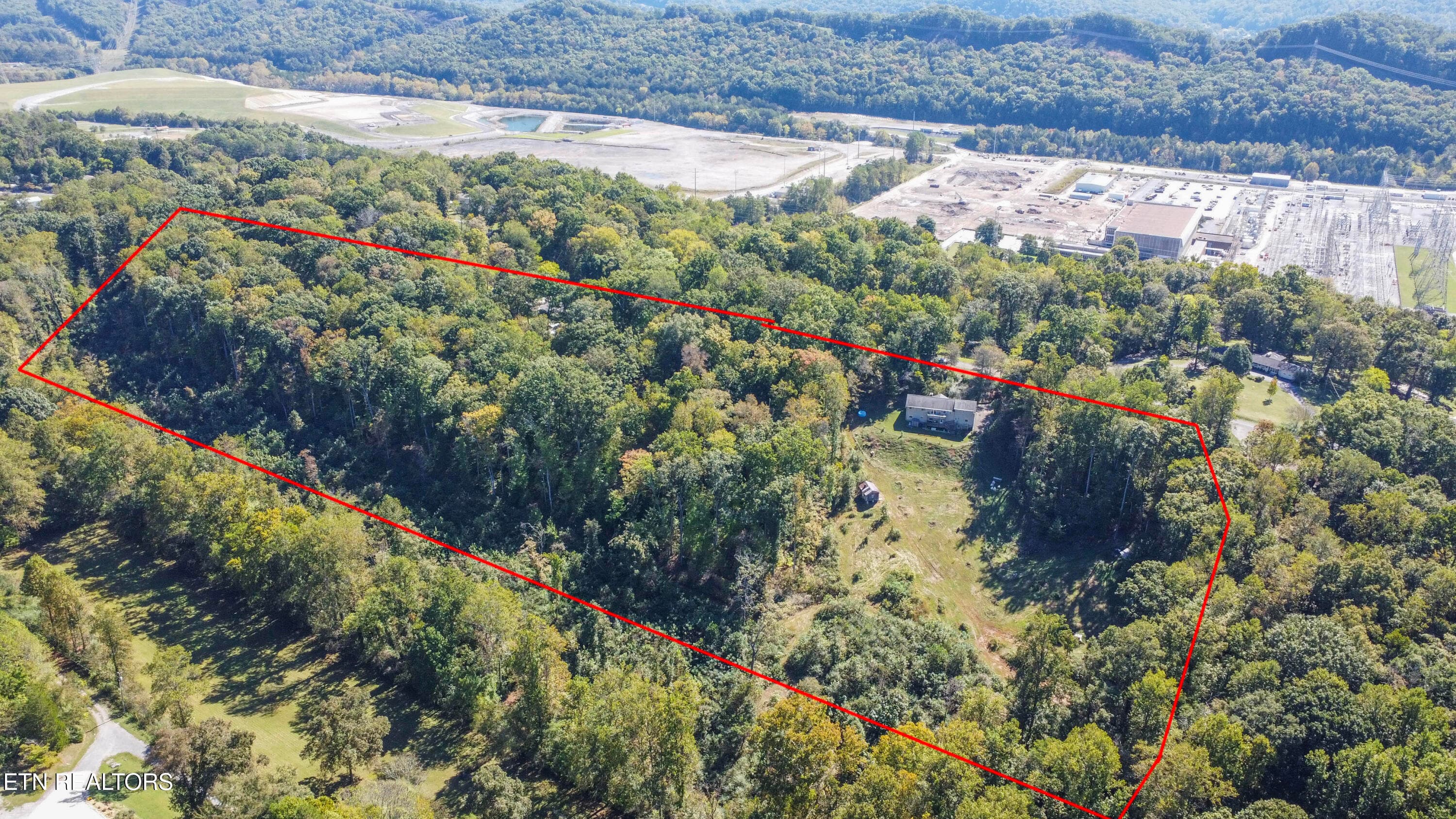 drone 10 - 155 Lakeview Circle, Clinton, TN 37716