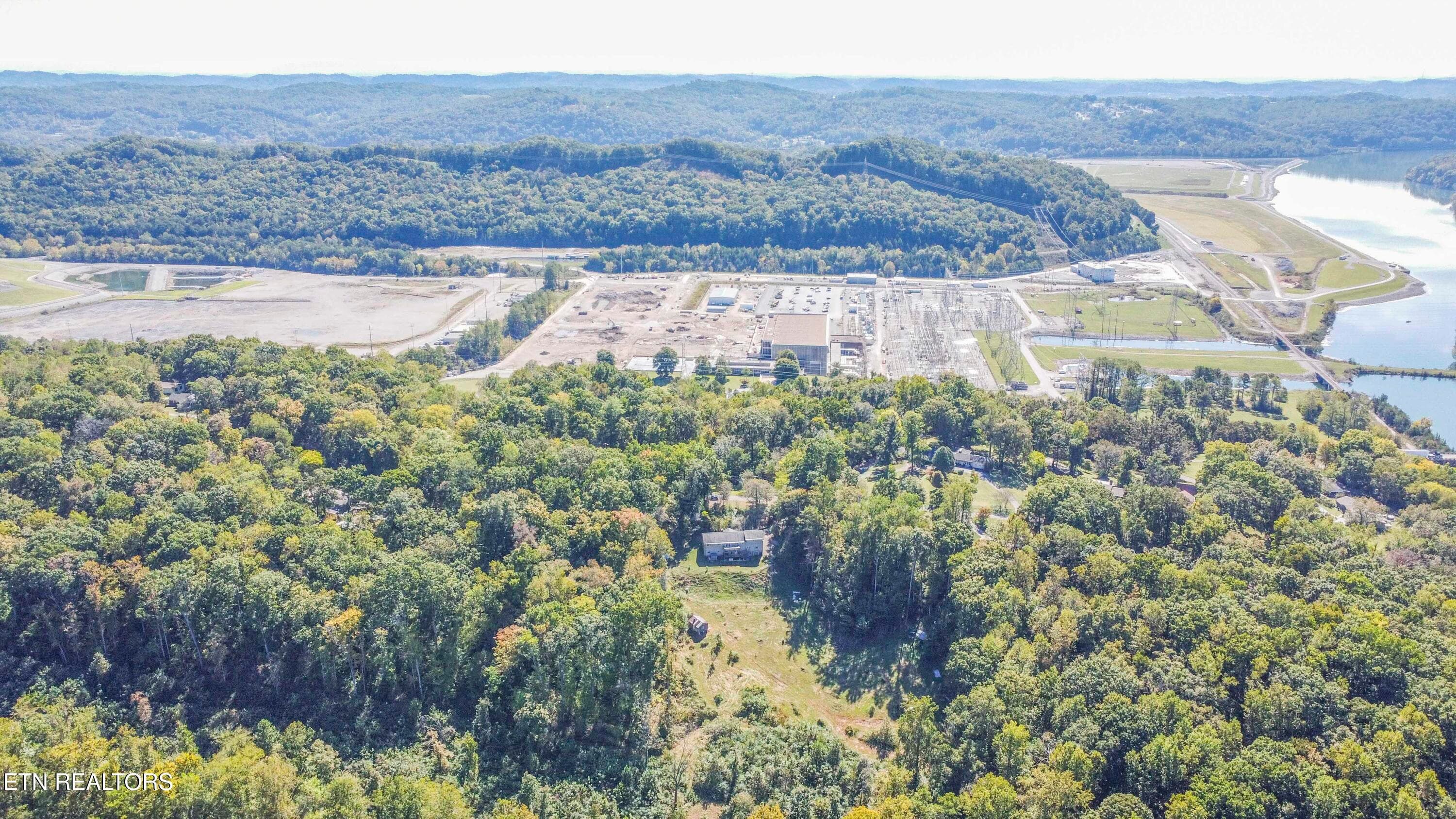drone 12_1 - 155 Lakeview Circle, Clinton, TN 37716