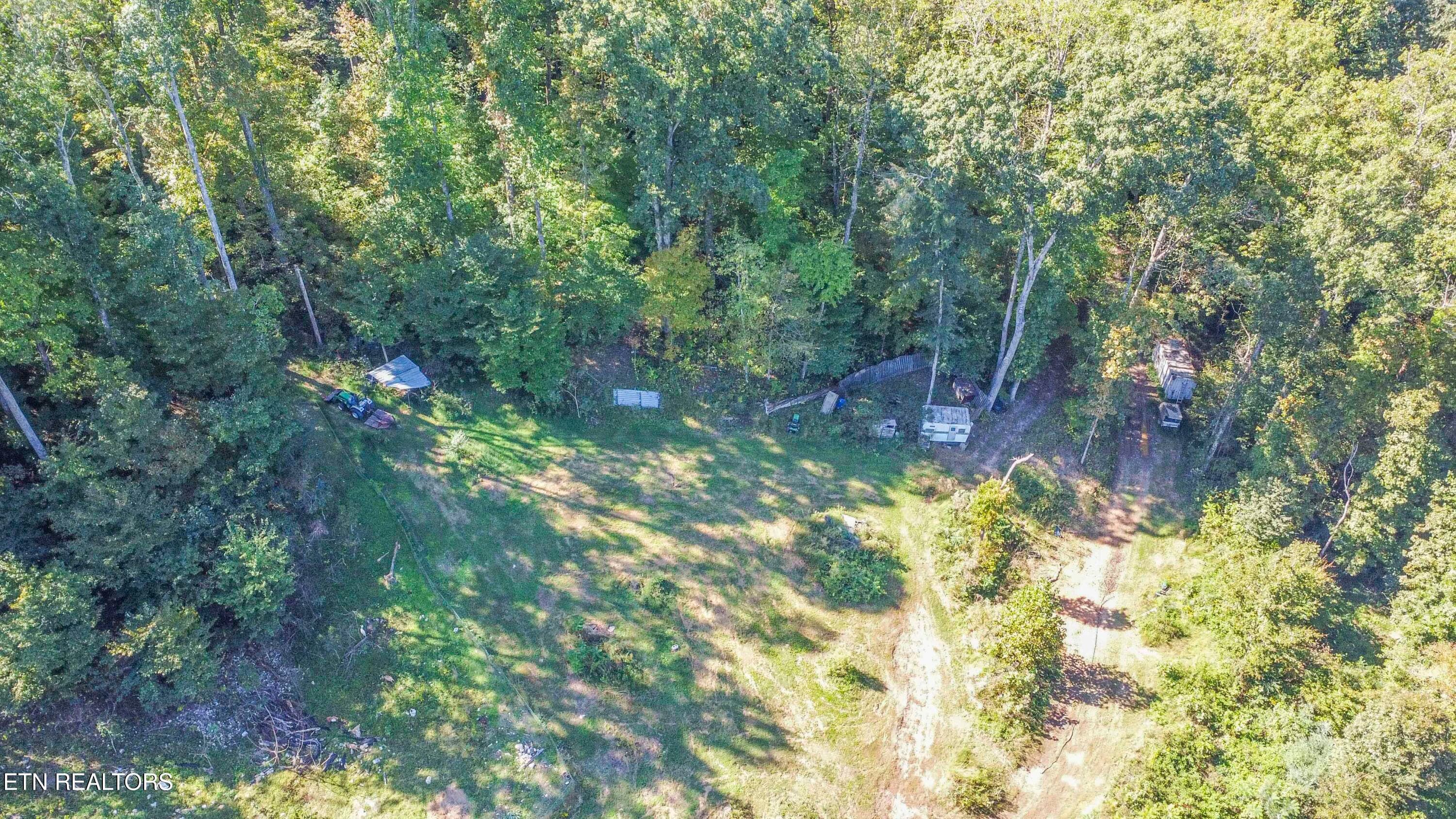 drone 16_1 - 155 Lakeview Circle, Clinton, TN 37716