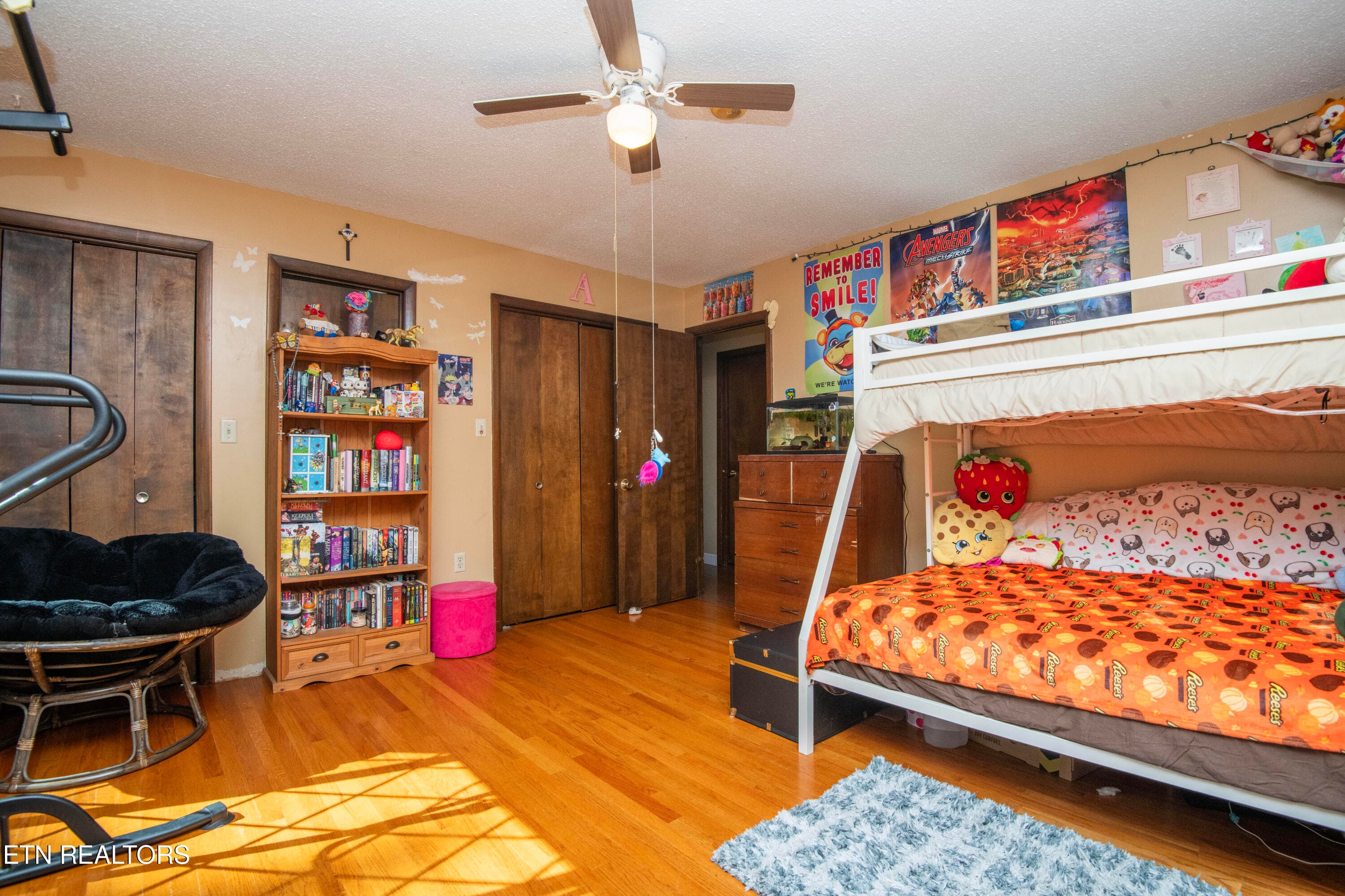 fifth bed 1 - 155 Lakeview Circle, Clinton, TN 37716