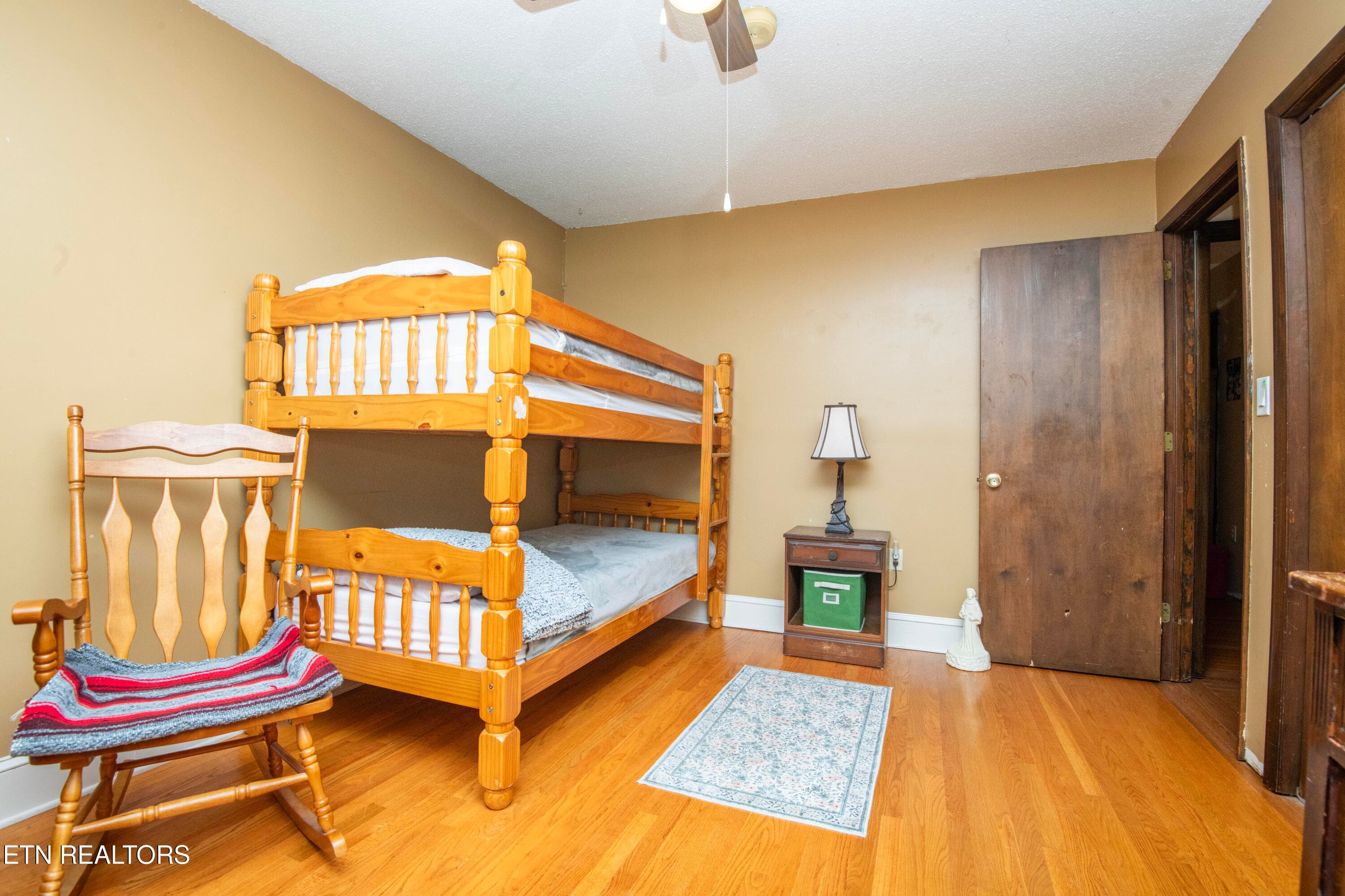 fourth bed 1 - 155 Lakeview Circle, Clinton, TN 37716