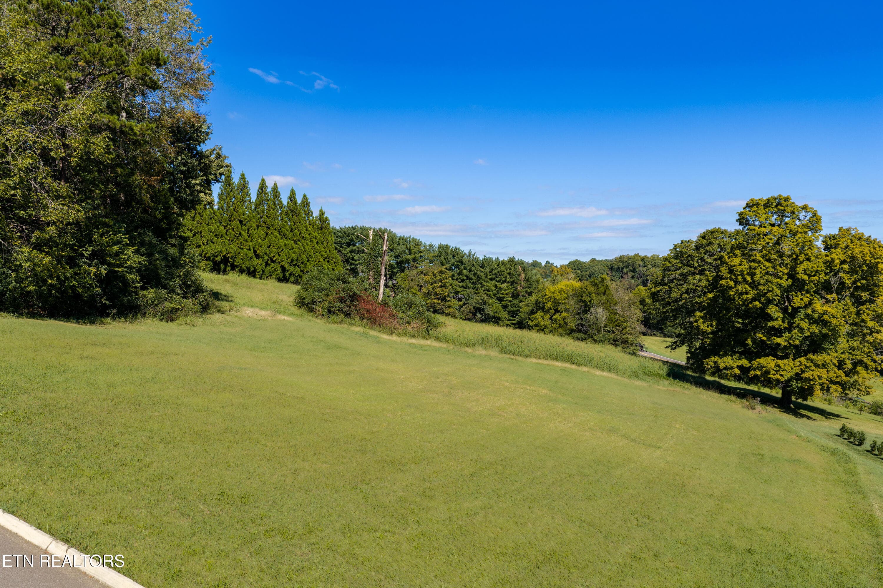 16 - 1712 Kensington Drive, Knoxville, TN 37922, Knoxville
